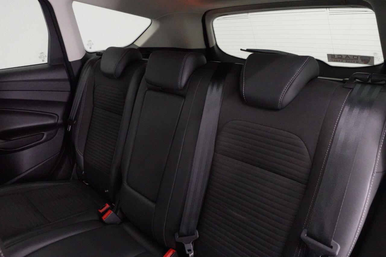 Ford Kuga - Image 15