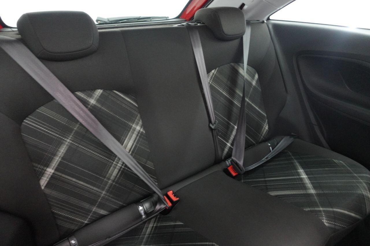 Vauxhall Corsa - Image 18