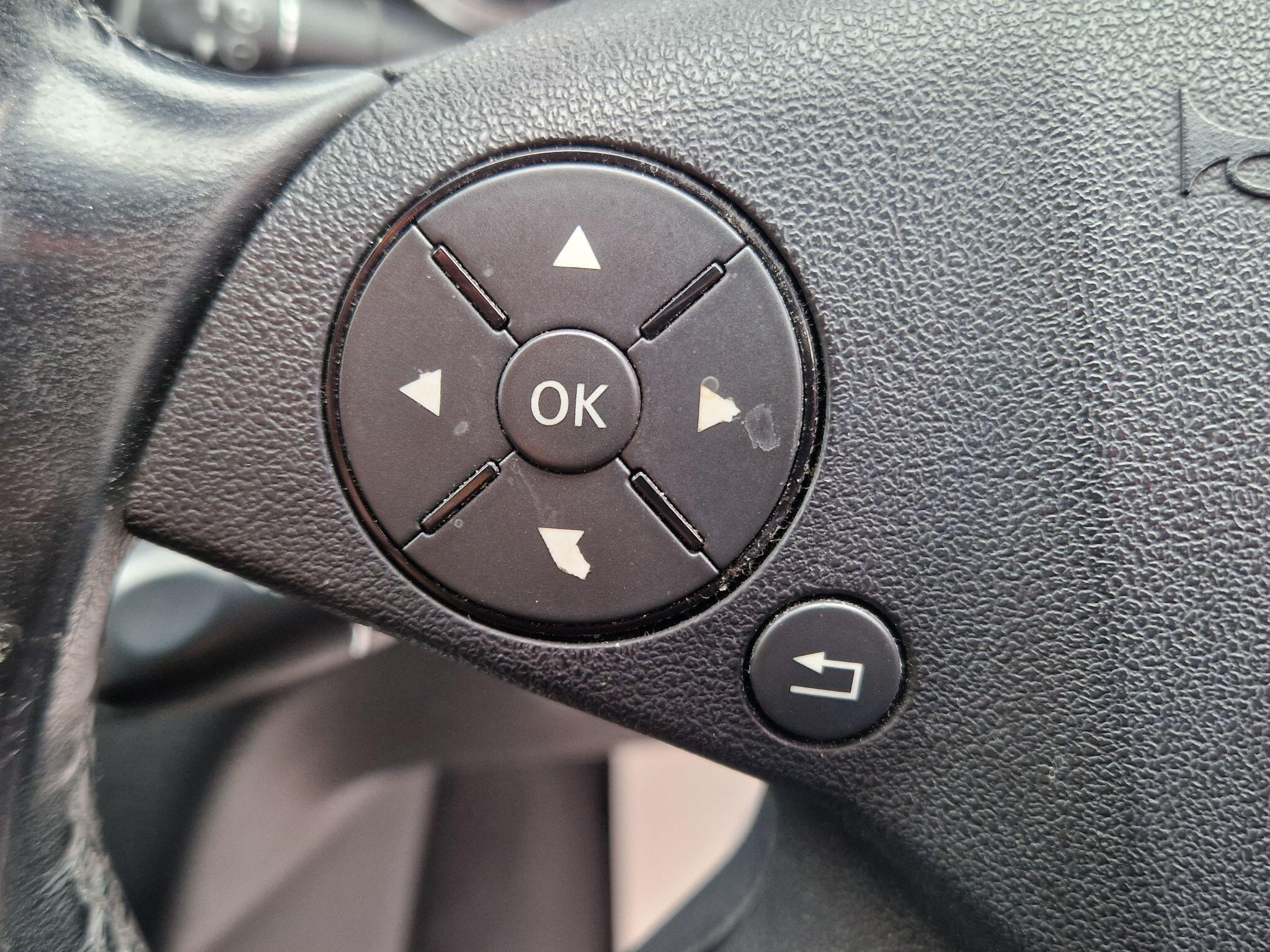 Mercedes E Class - Image 36