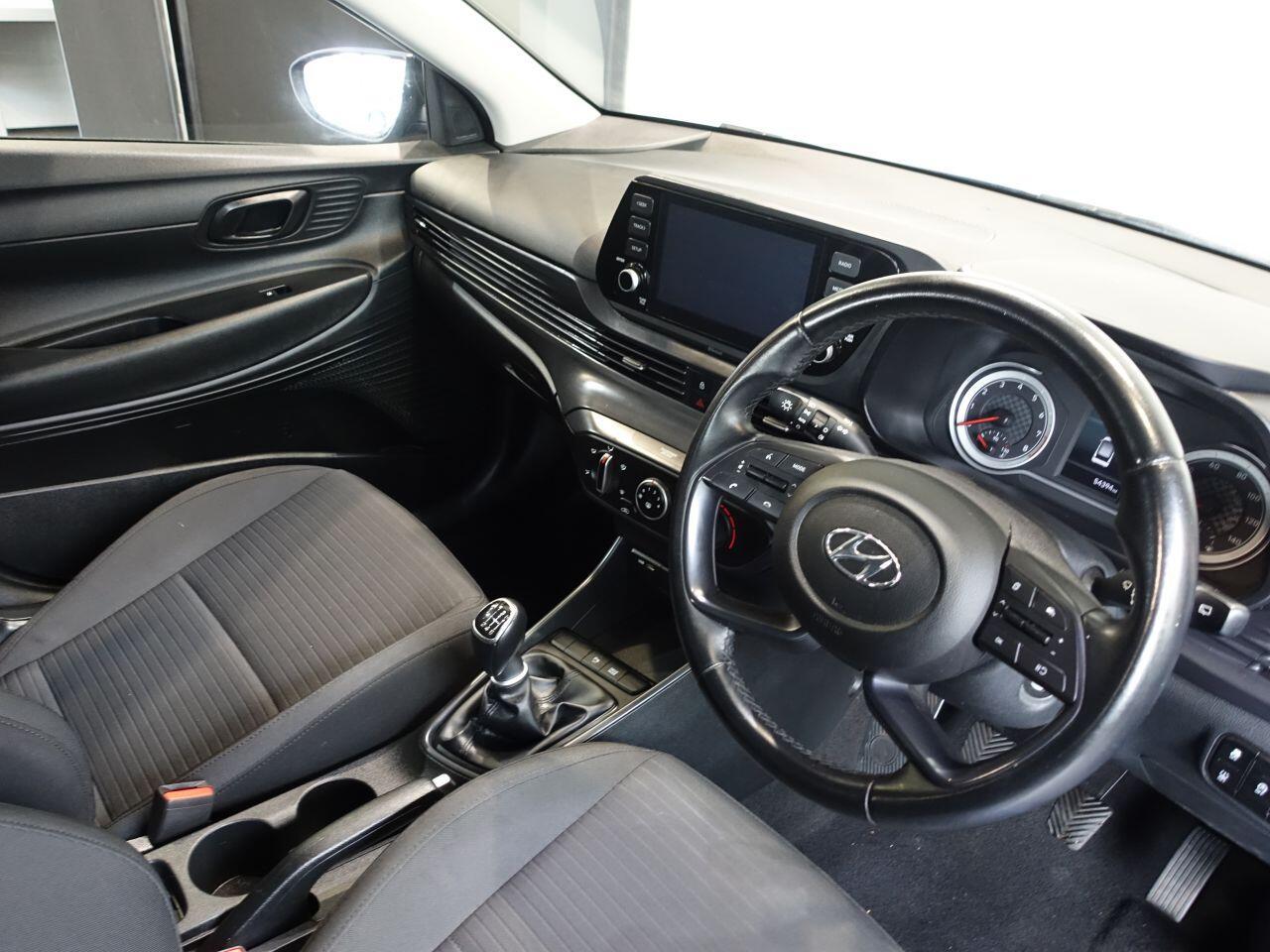 Hyundai i20 - Image 2