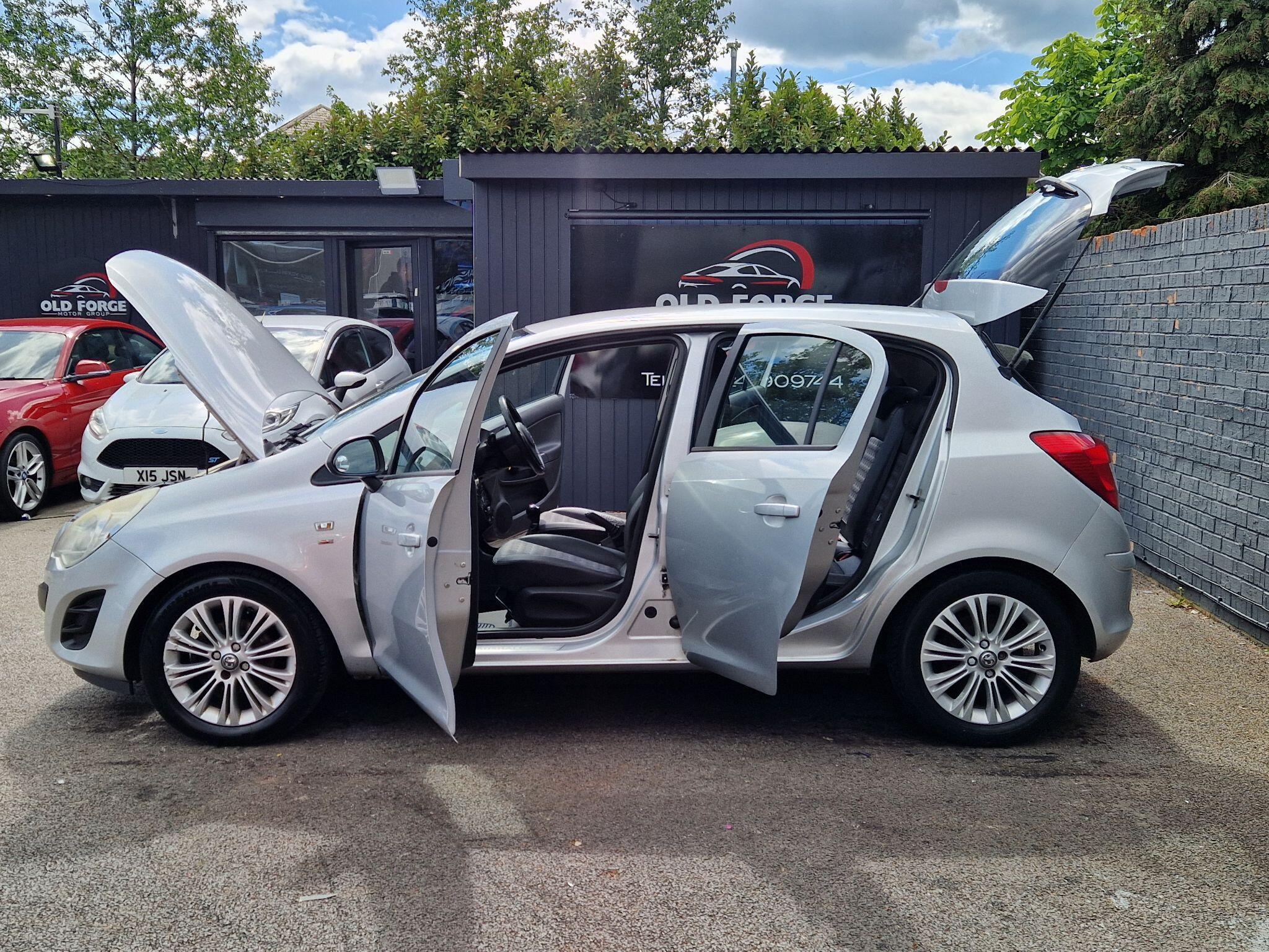 Vauxhall Corsa - Image 14