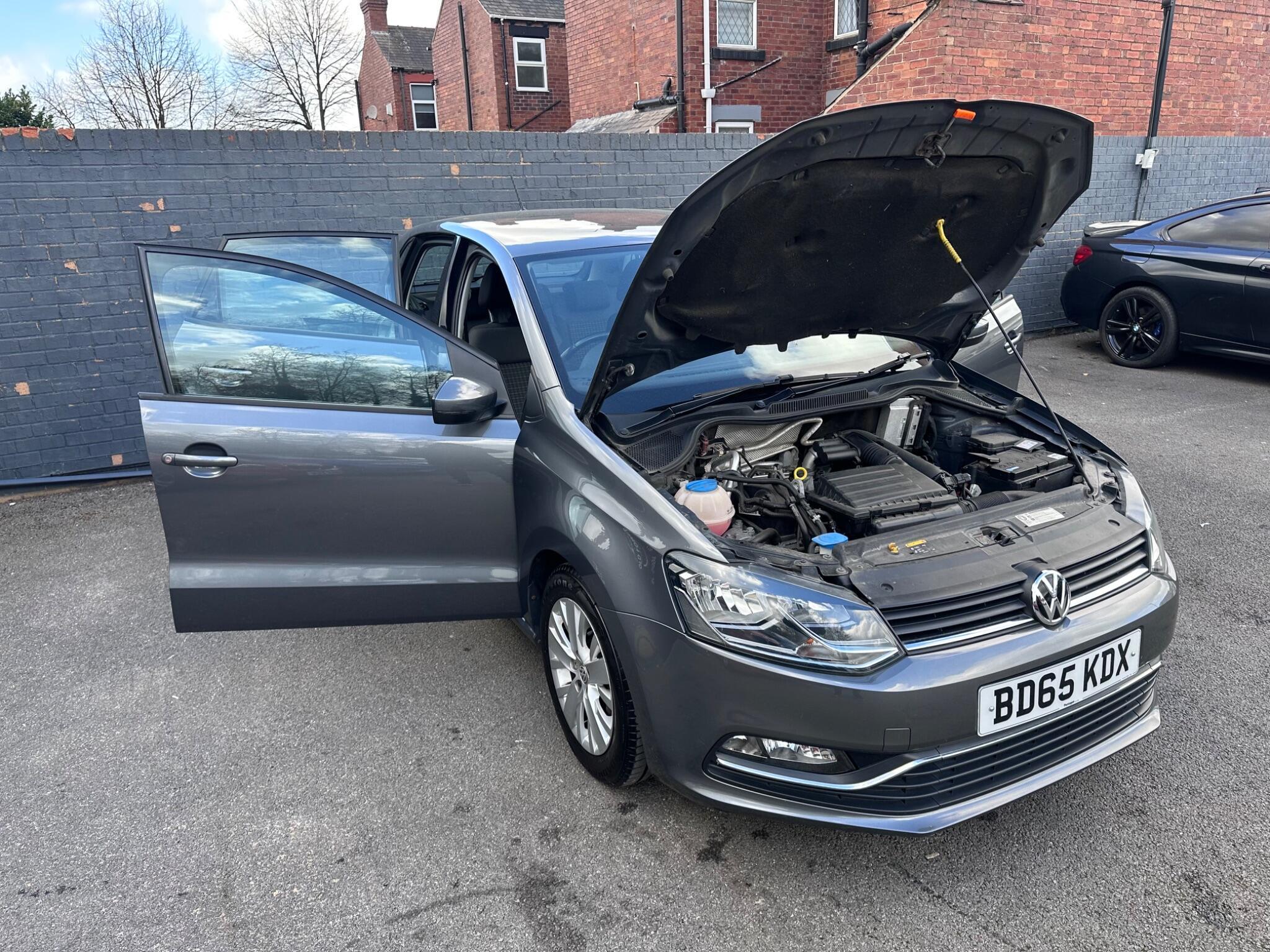 Volkswagen Polo - Image 12