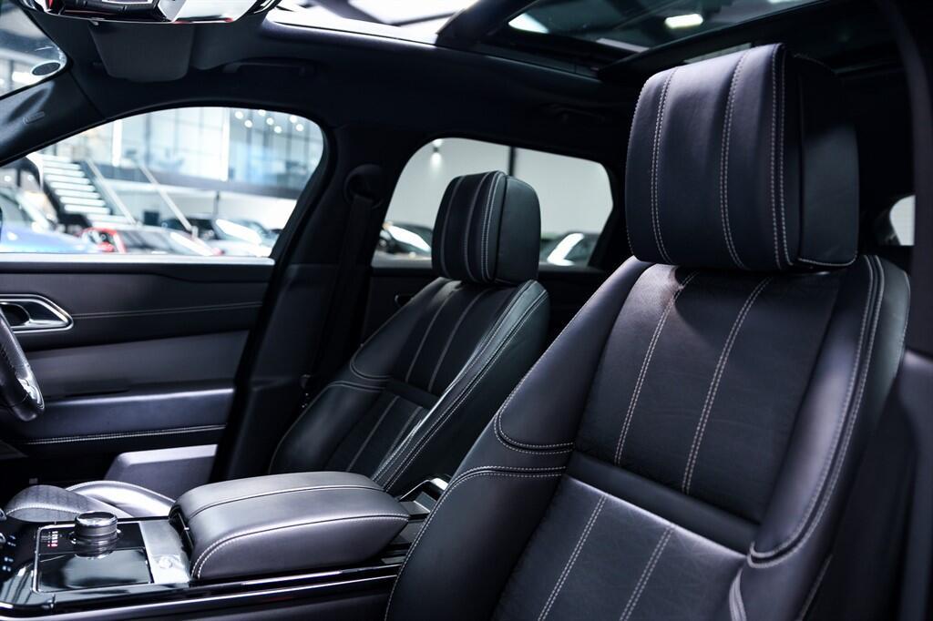 Land Rover Range Rover Velar - Image 15
