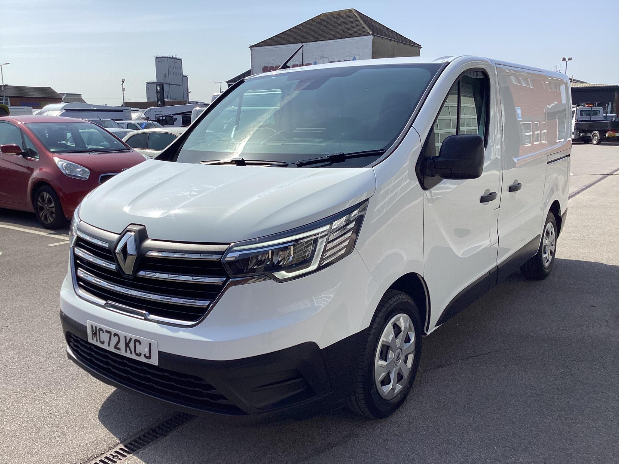 Renault Trafic - Image 3