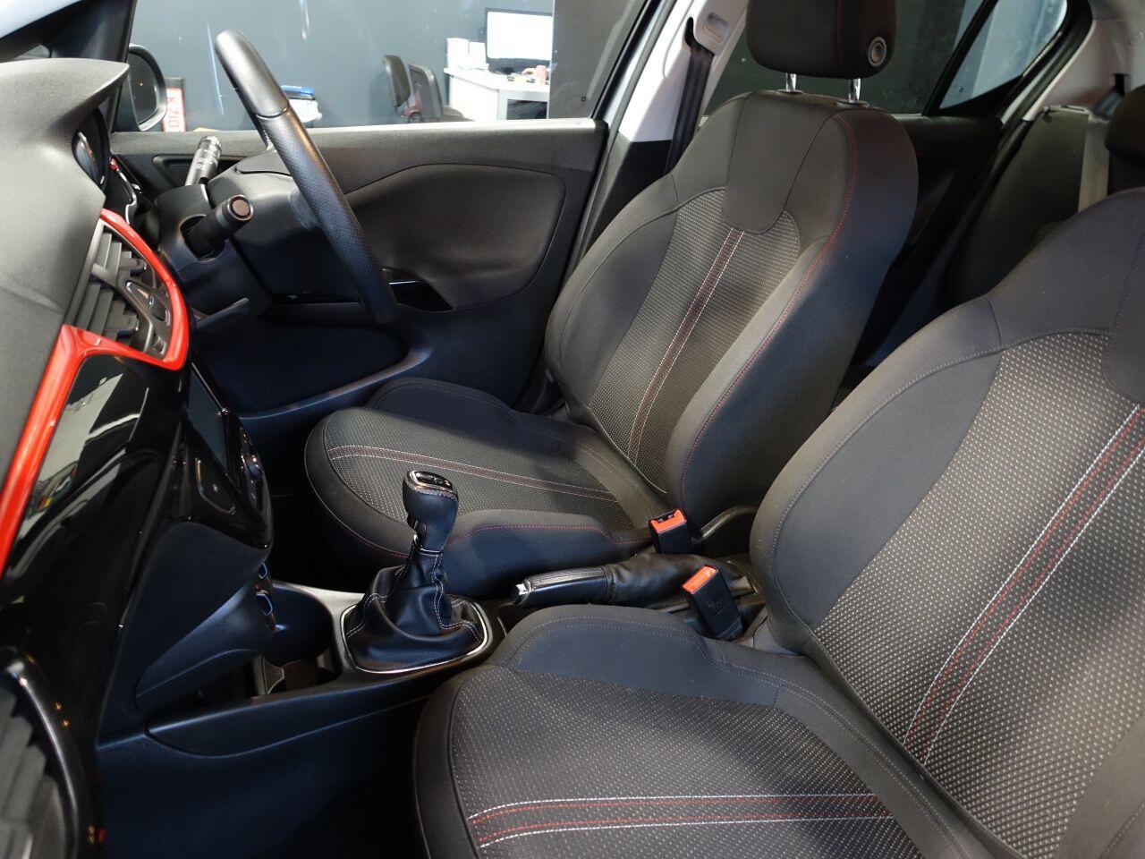 Vauxhall Corsa - Image 17