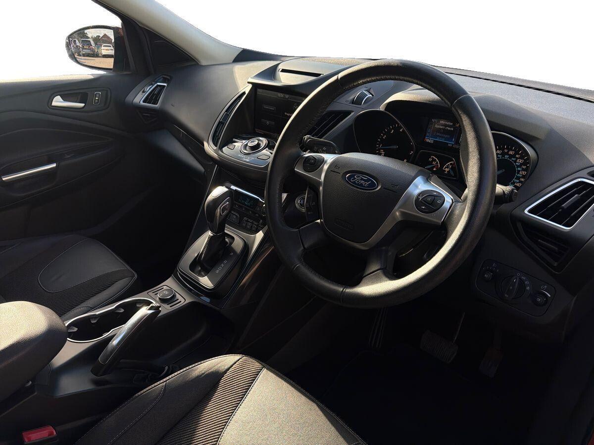 Ford Kuga - Image 8