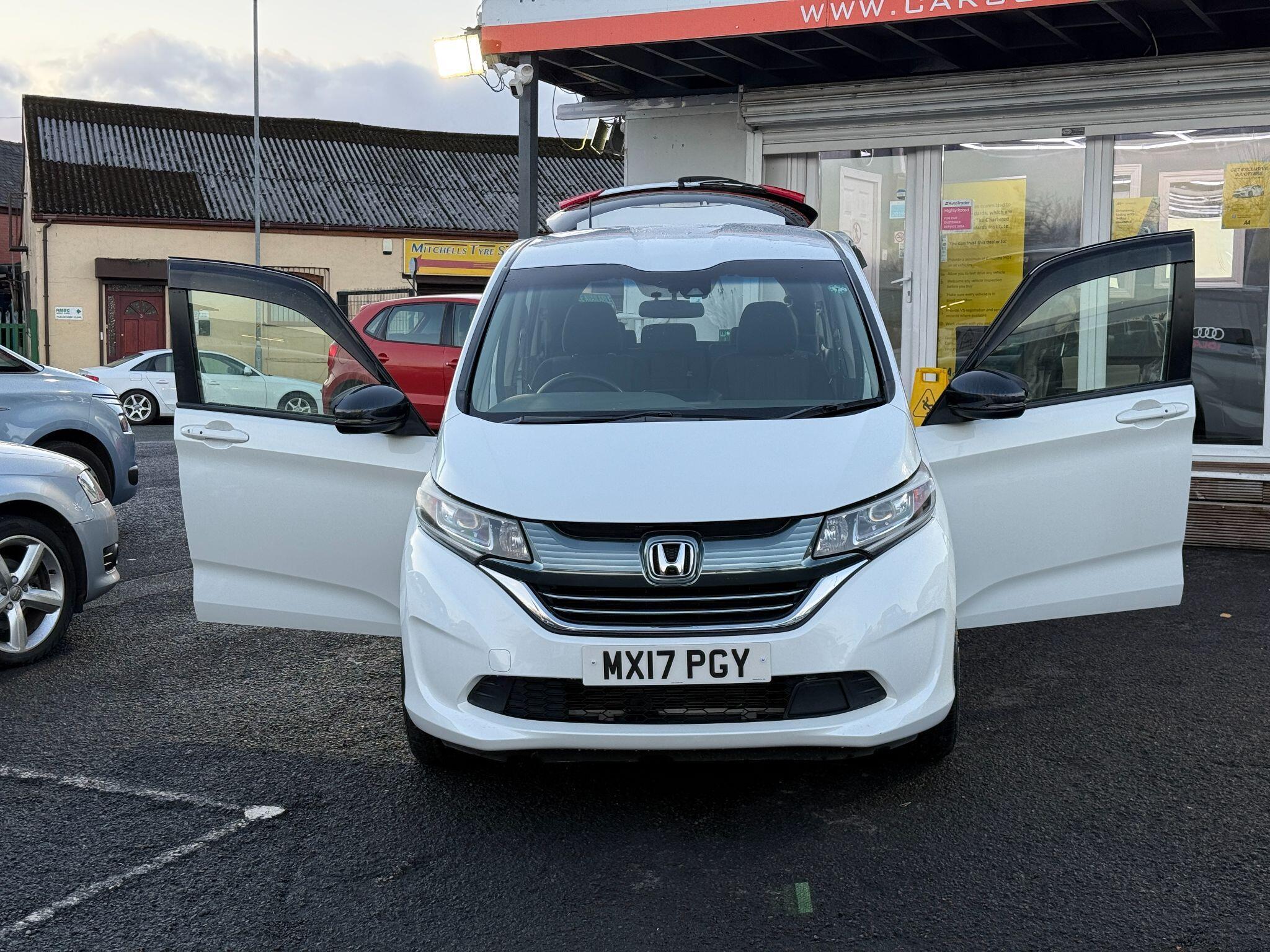 Honda Freed - Image 23