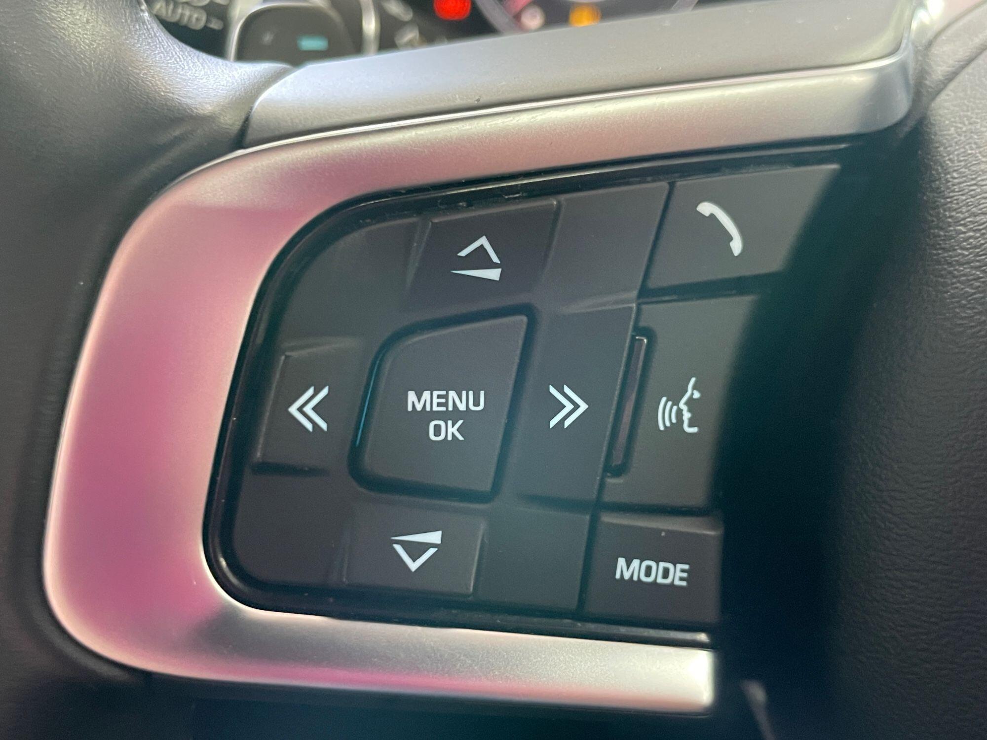 Jaguar E-Pace - Image 37