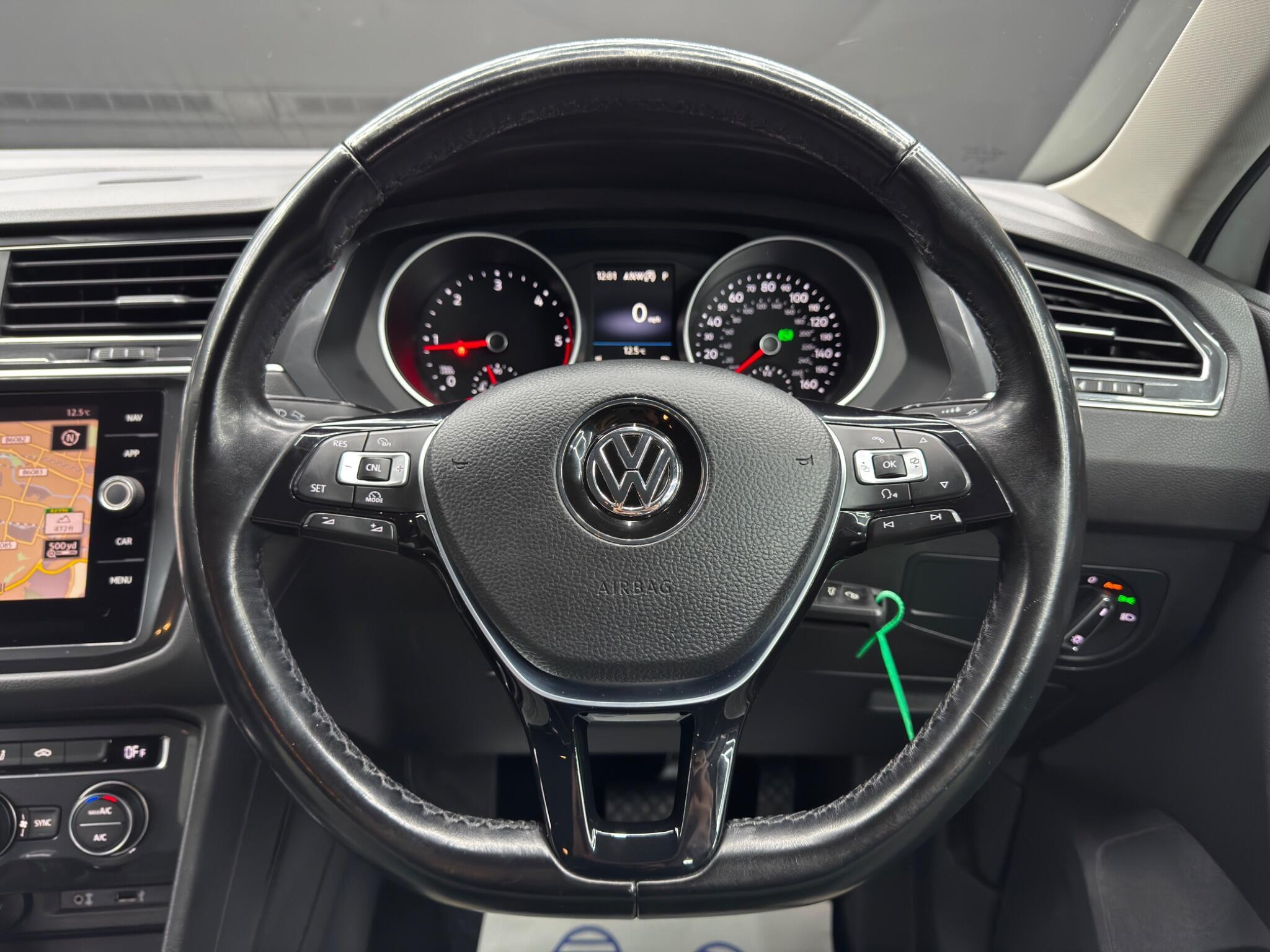 Volkswagen Tiguan - Image 19