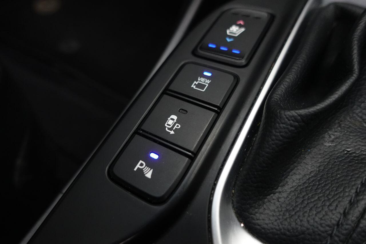 Hyundai Santa Fe - Image 44