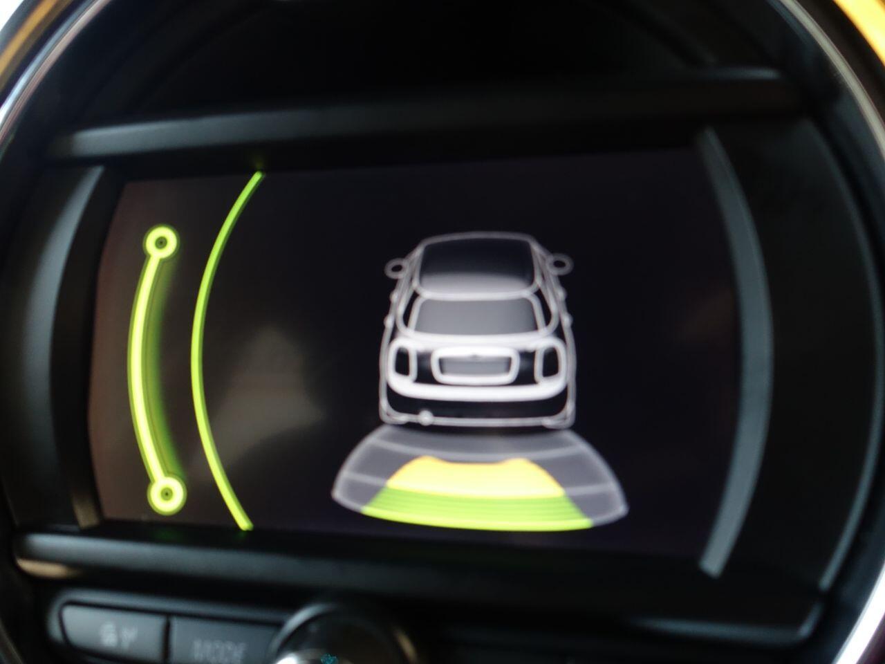 MINI Hatch - Image 29