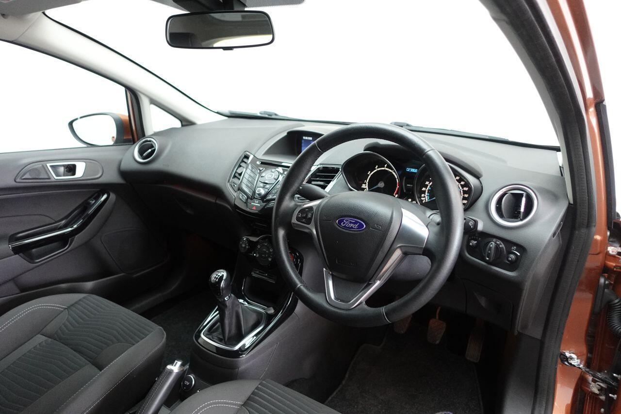 Ford Fiesta - Image 15