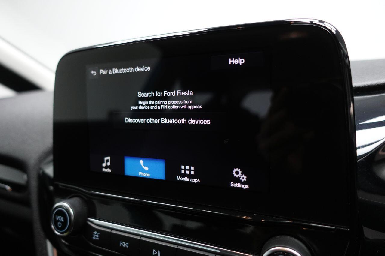 Ford Fiesta - Image 24