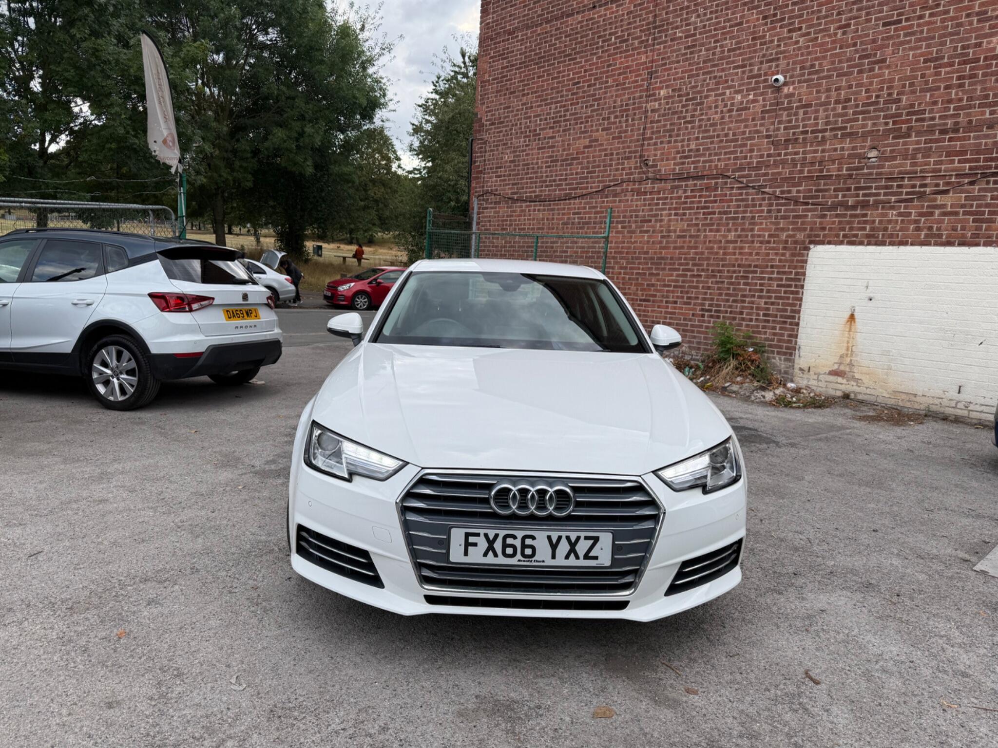 Audi A4 - Image 2