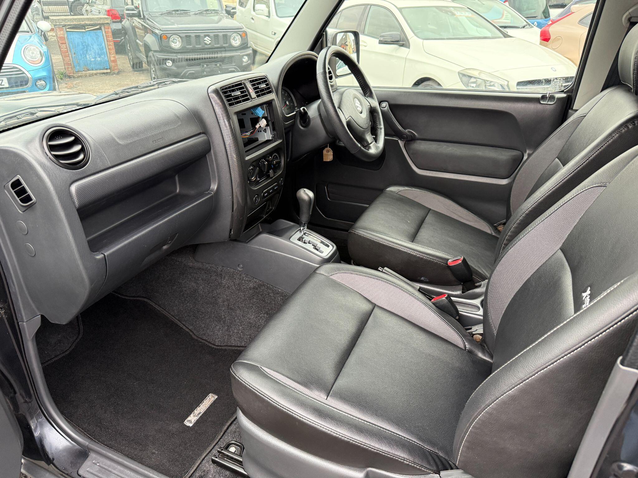 Suzuki Jimny - Image 34