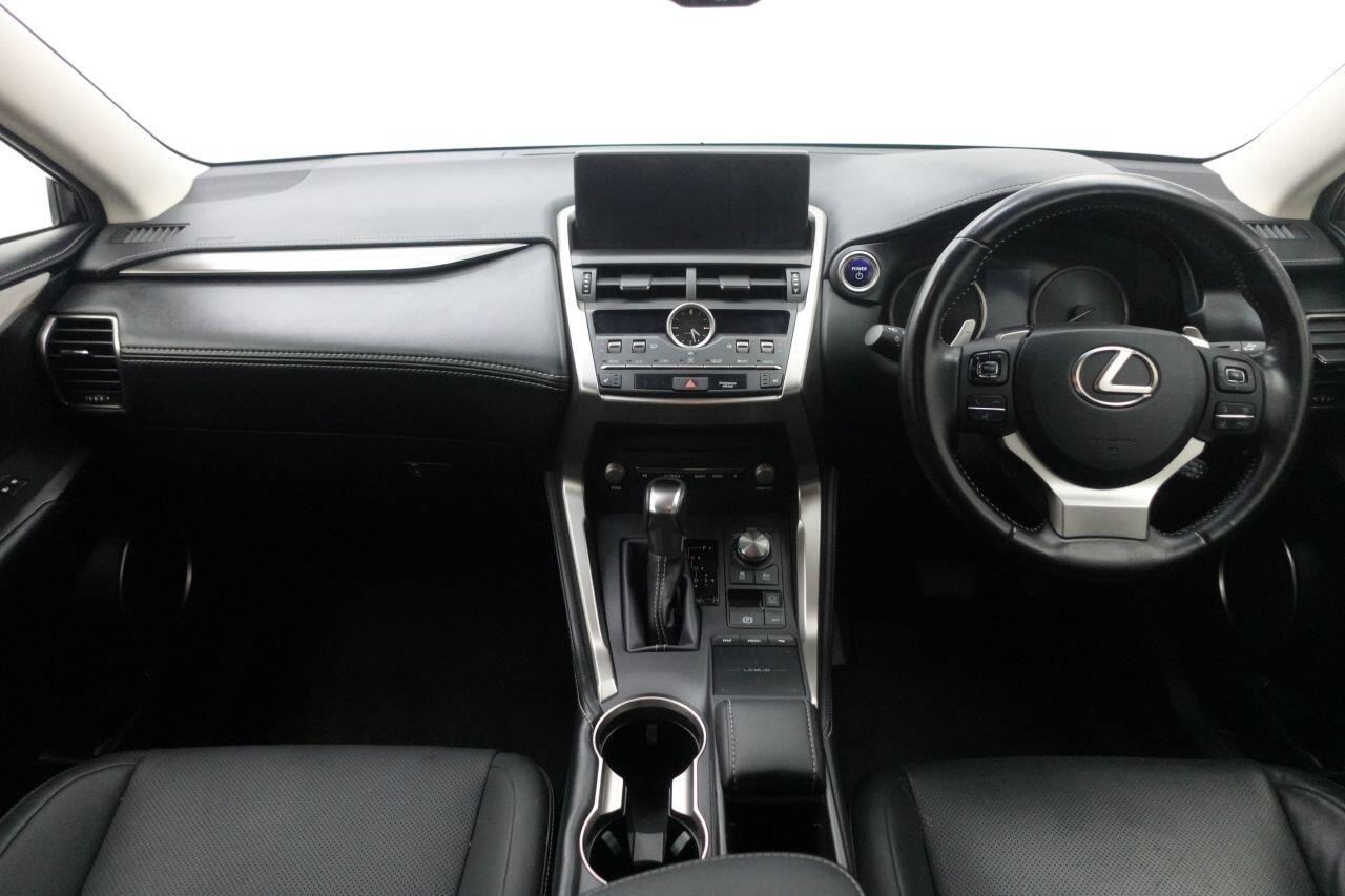 Lexus NX - Image 20