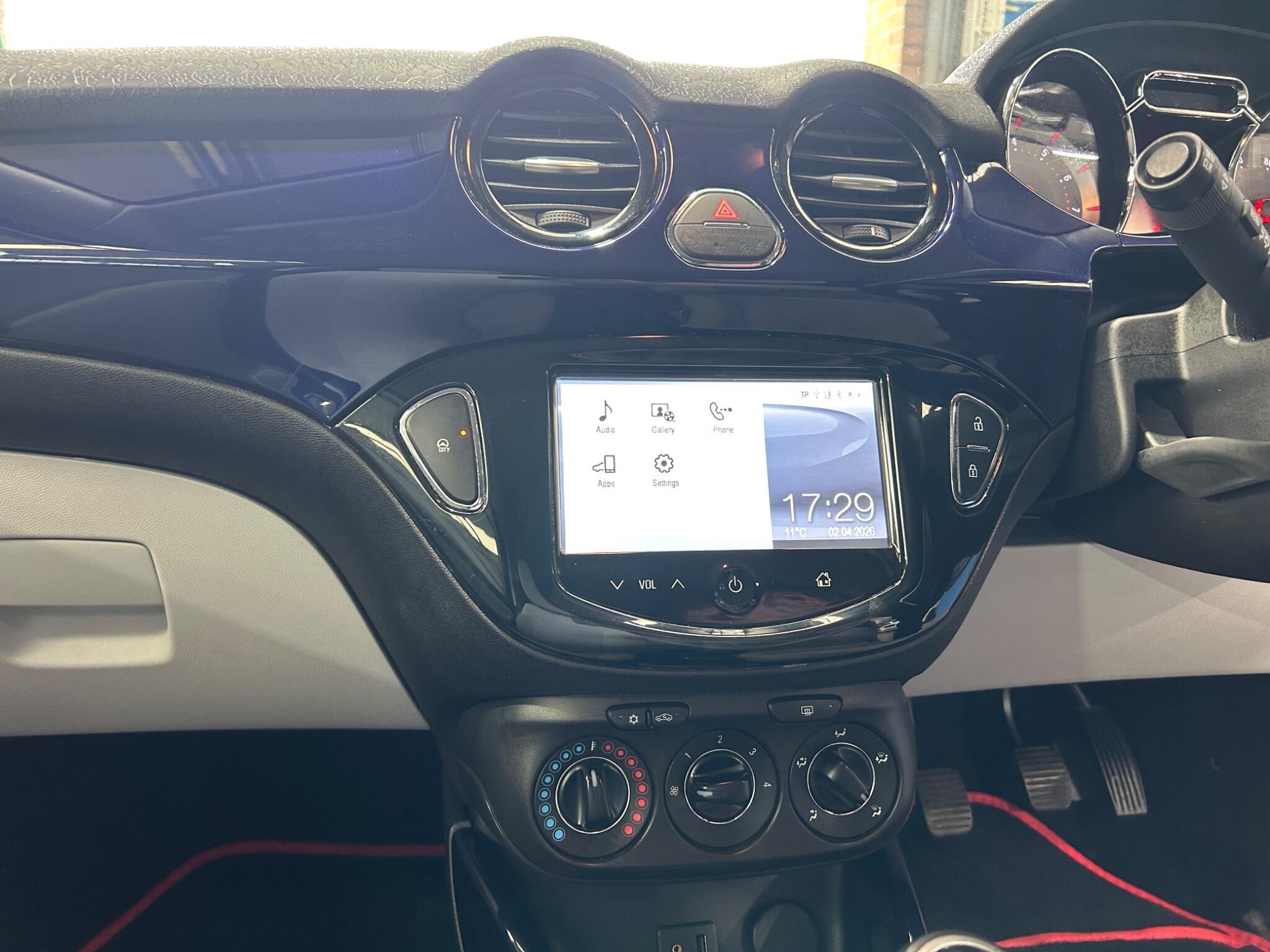 Vauxhall ADAM - Image 10