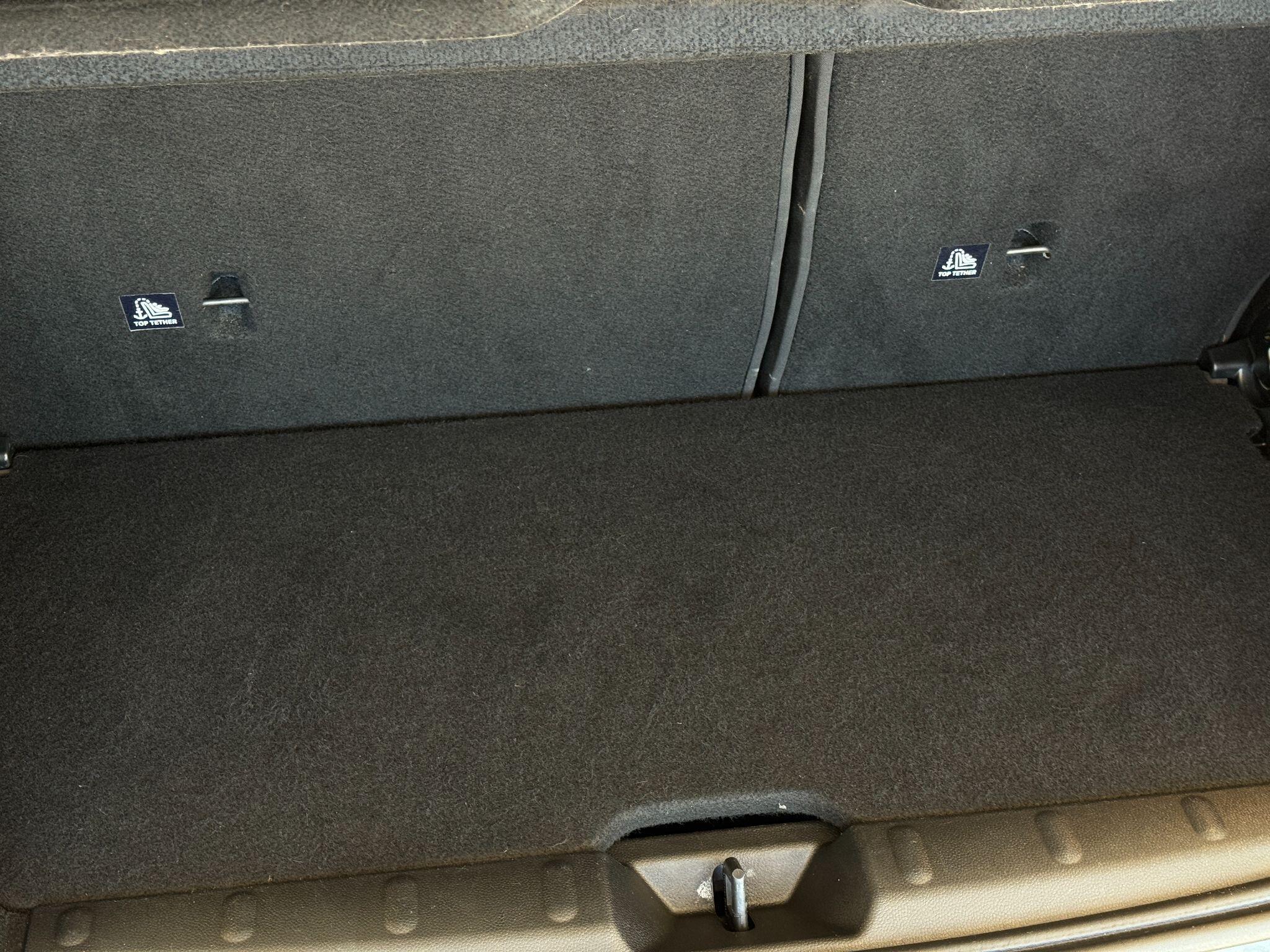 MINI Hatch - Image 11