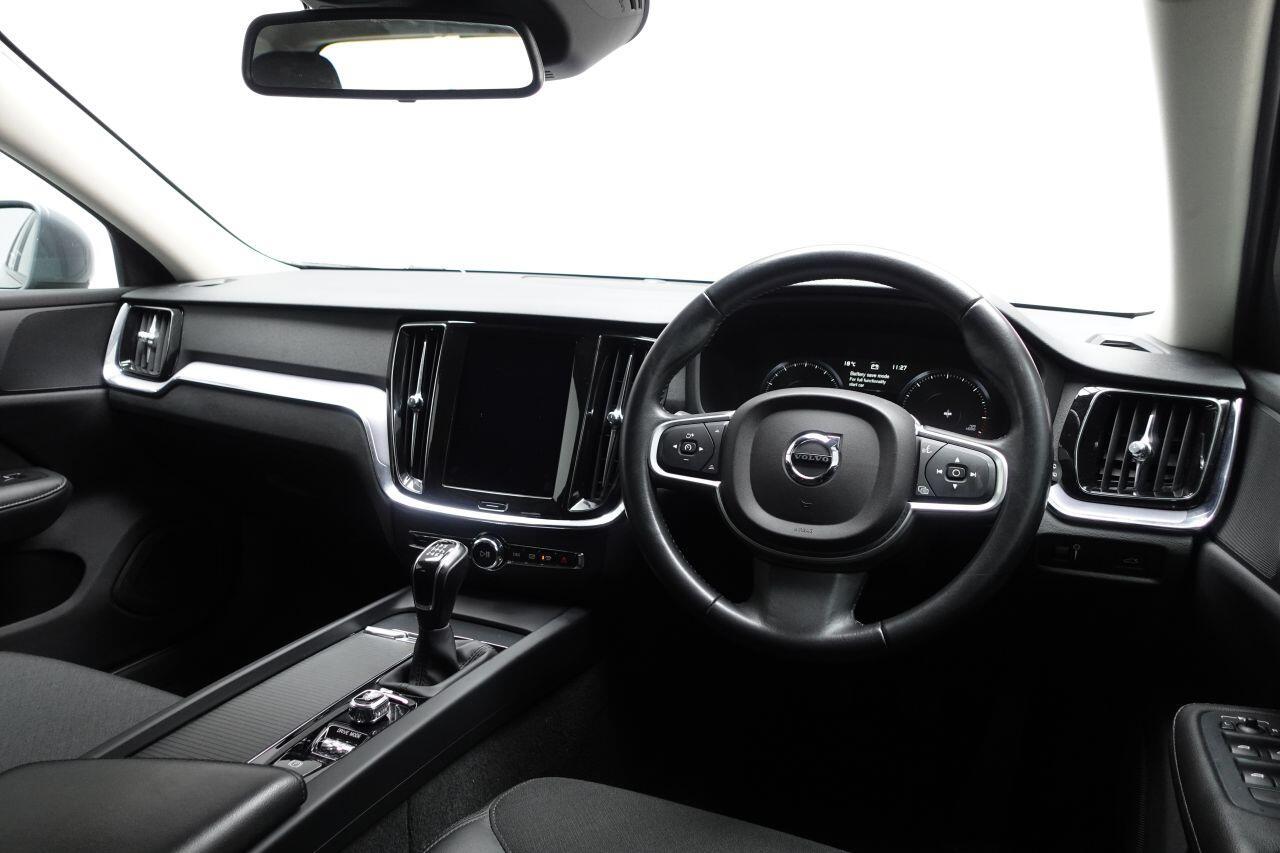Volvo V60 - Image 15