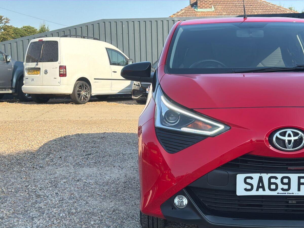 Toyota Aygo - Image 11