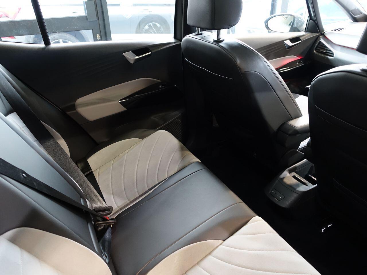 Volkswagen ID.3 - Image 17