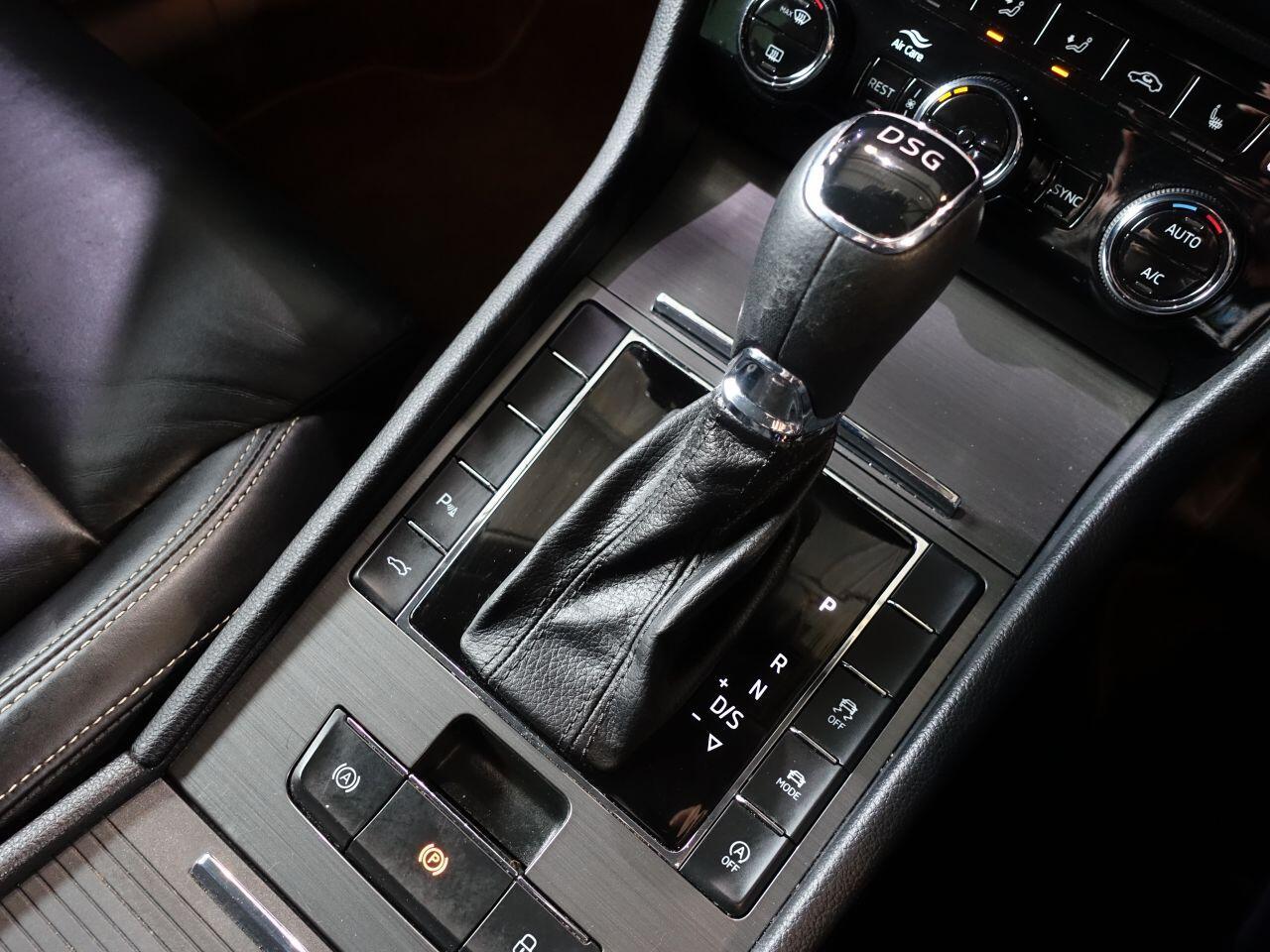 Skoda Superb - Image 24