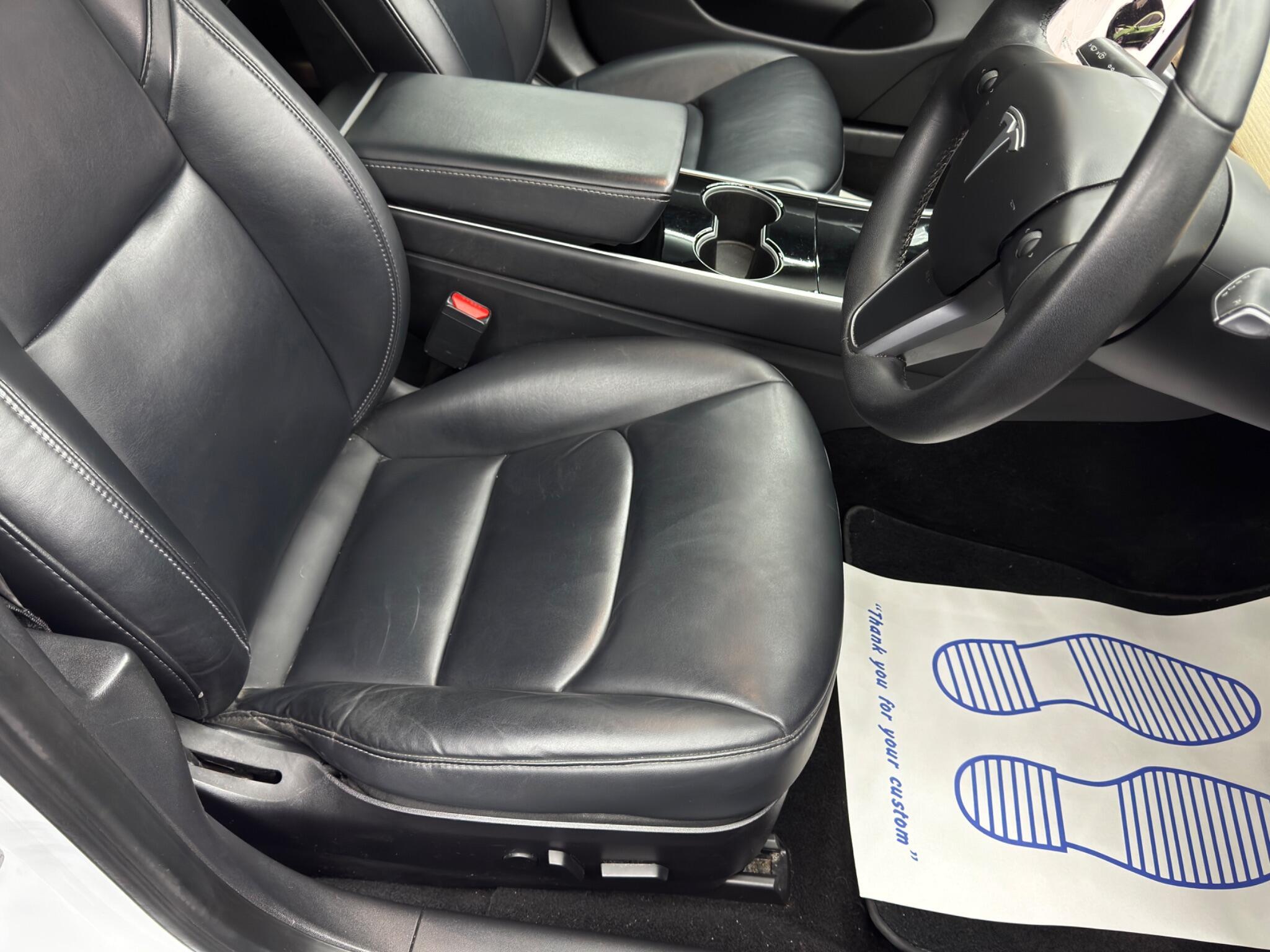 Tesla Model 3 - Image 13