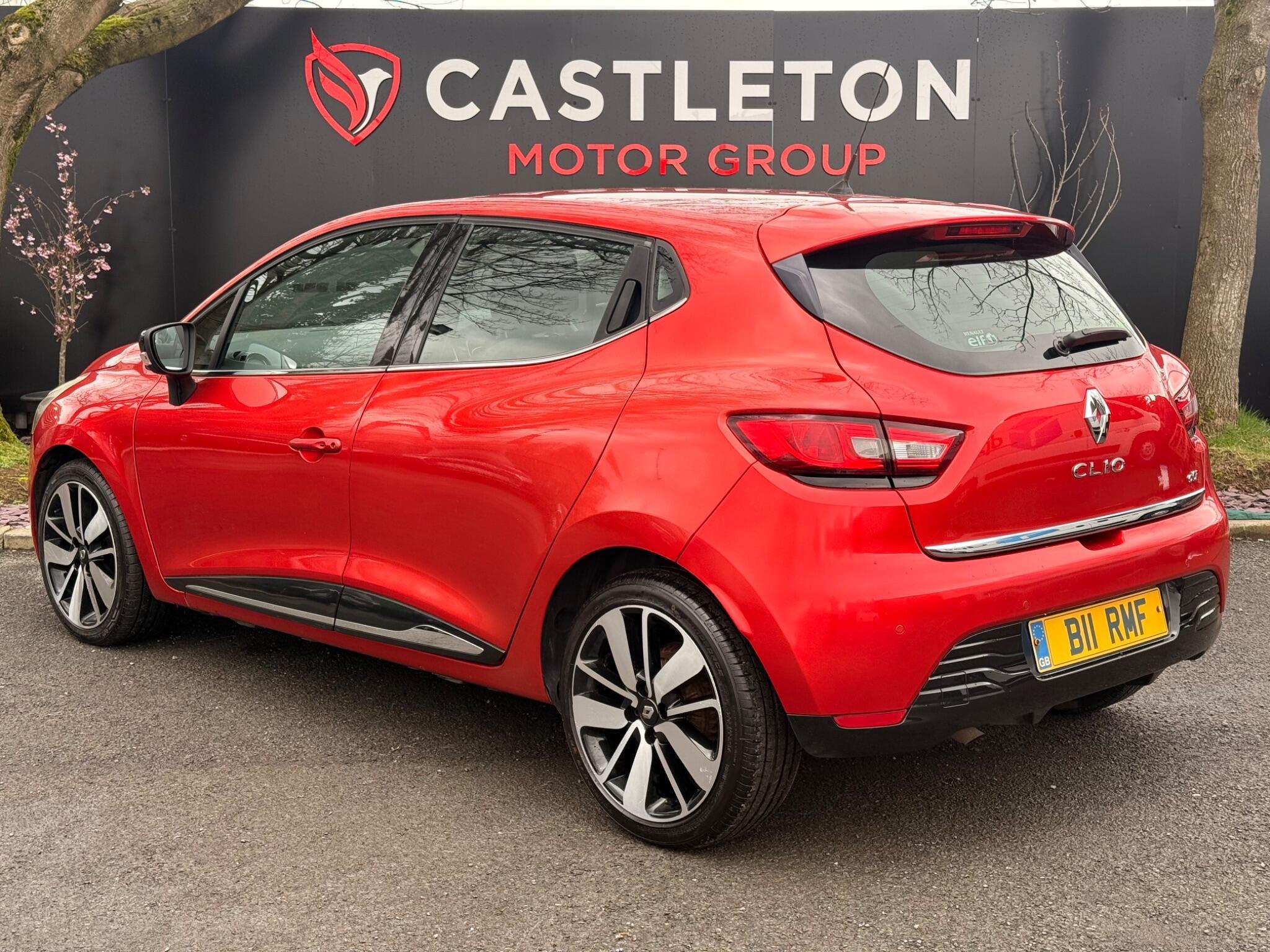 Renault Clio - Image 21