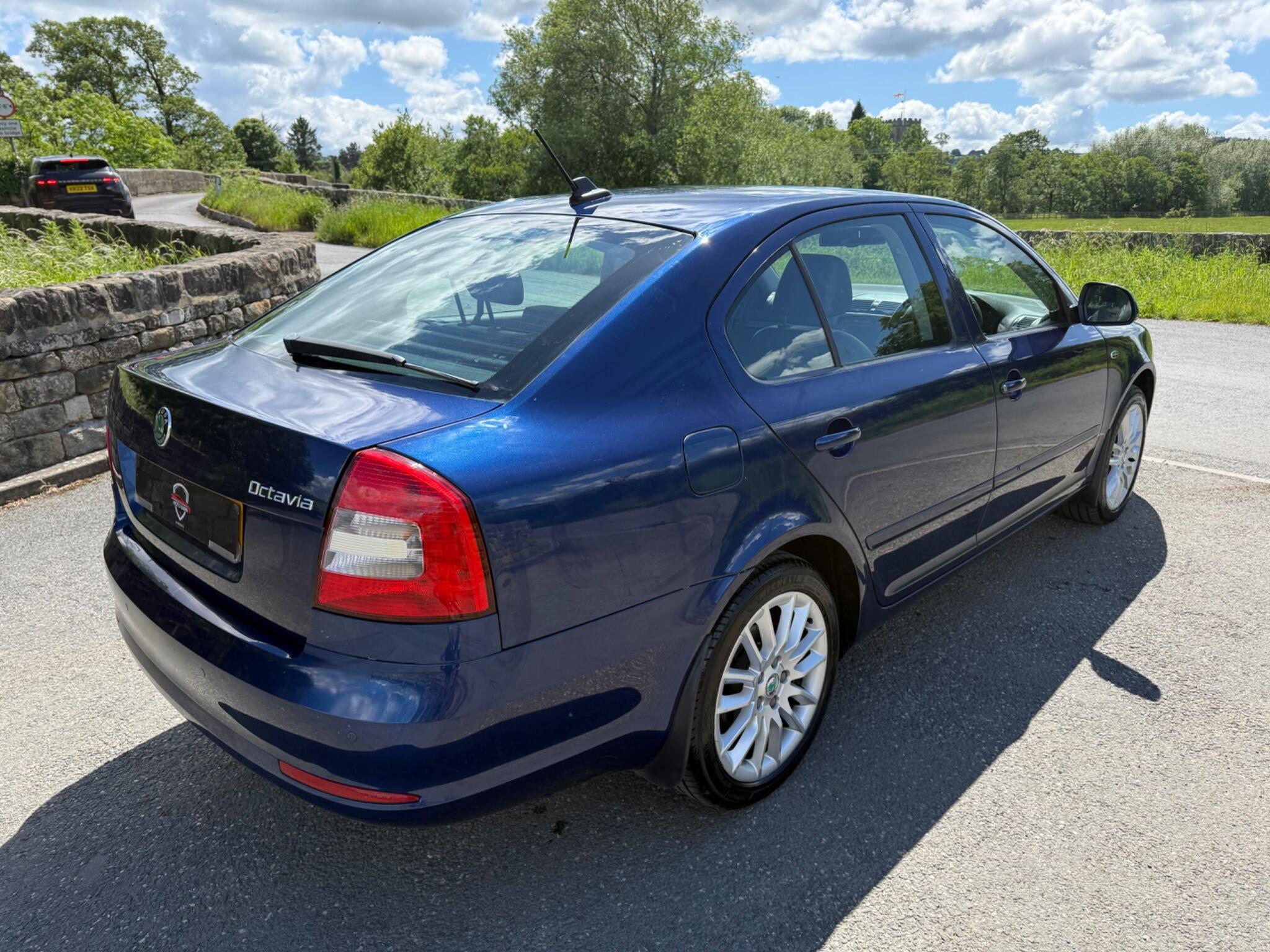 Skoda Octavia - Image 10