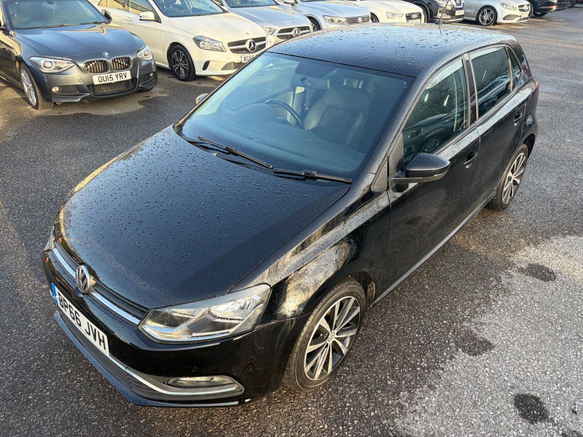 Volkswagen Polo - Image 4