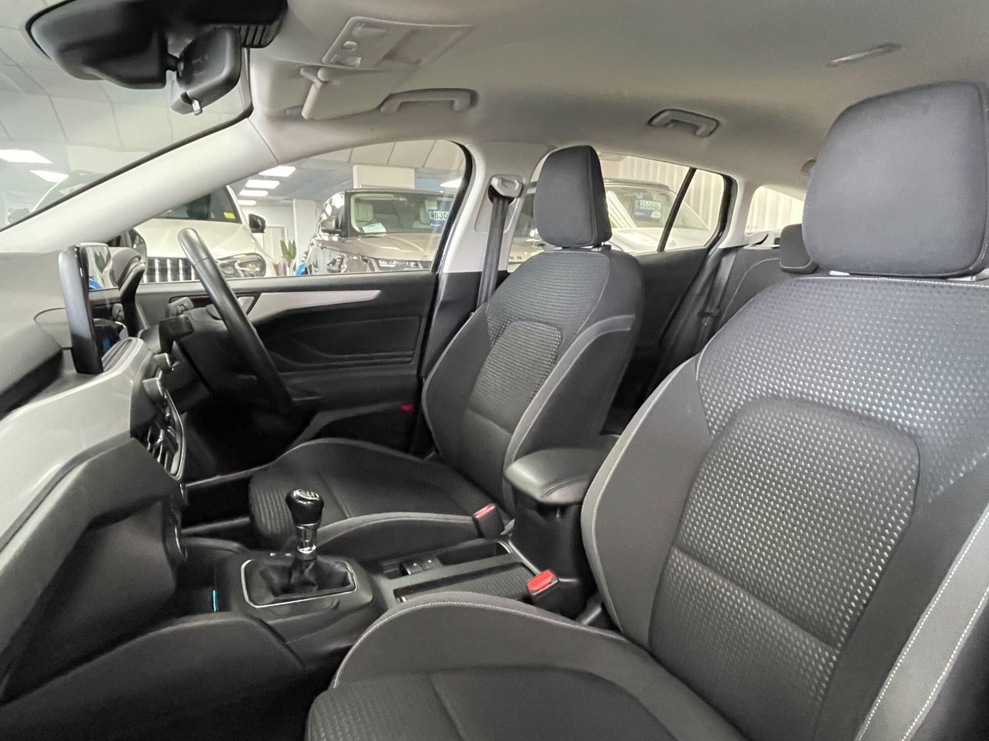 Ford Focus Diesel Estate - Image 33