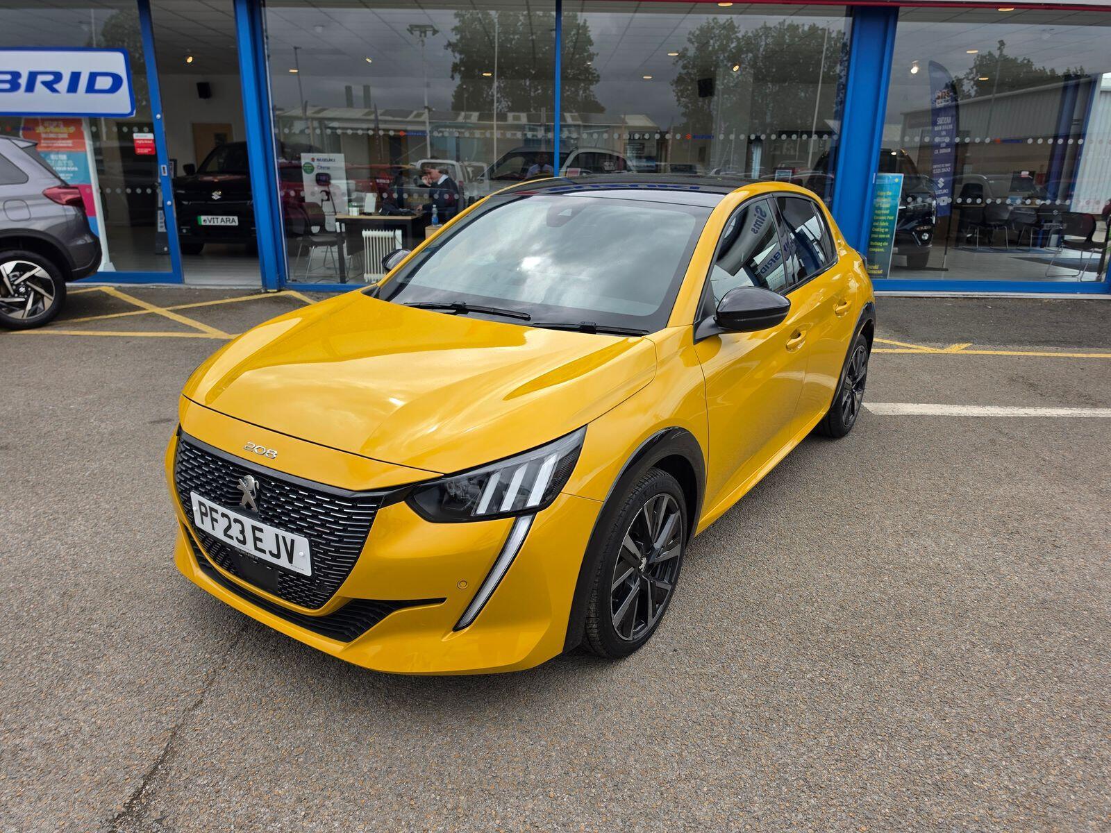 Peugeot 208 - Image 4