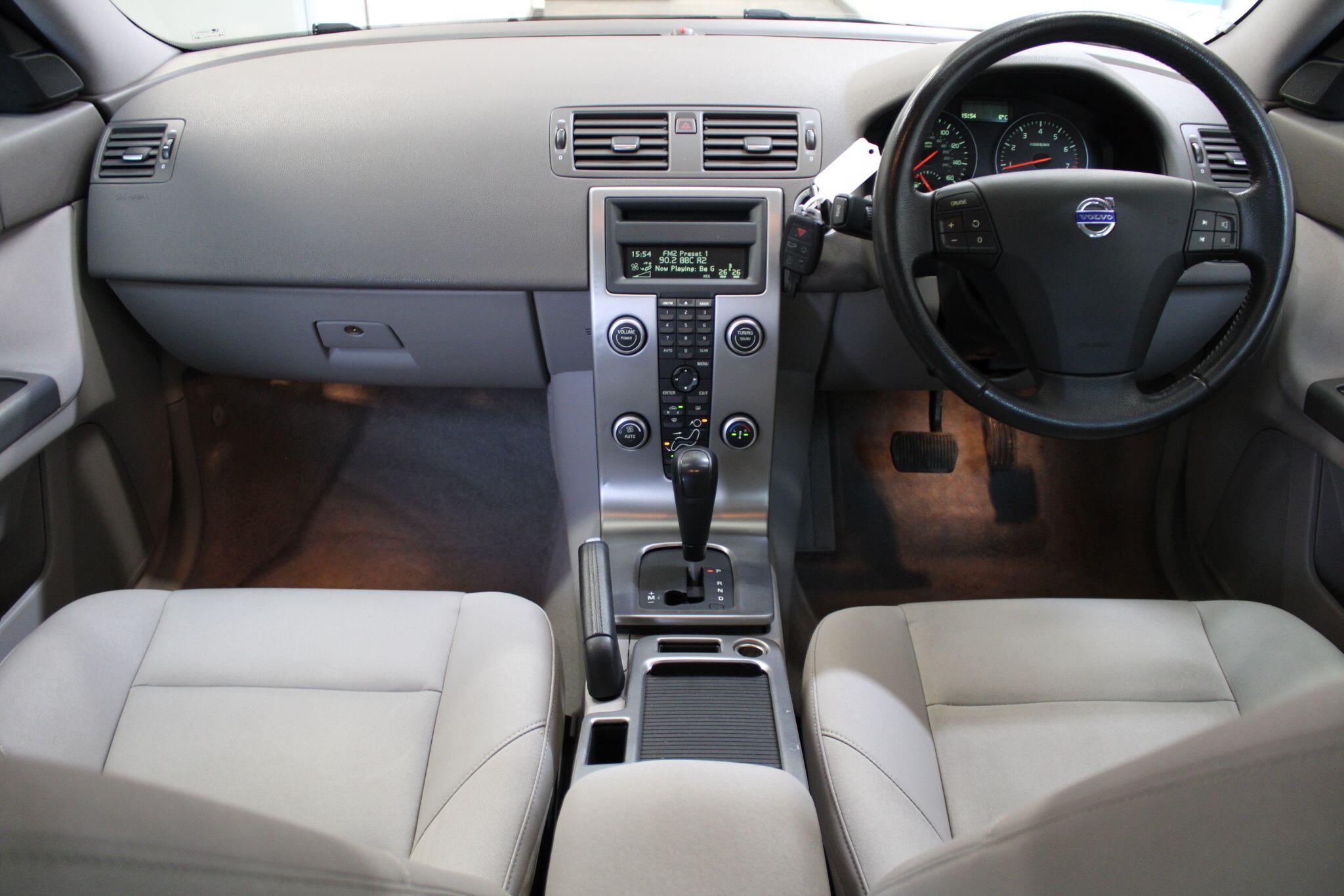 Volvo V50 - Image 36