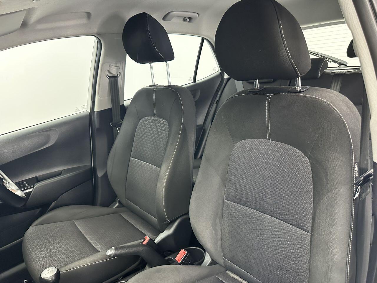 Kia Picanto - Image 11