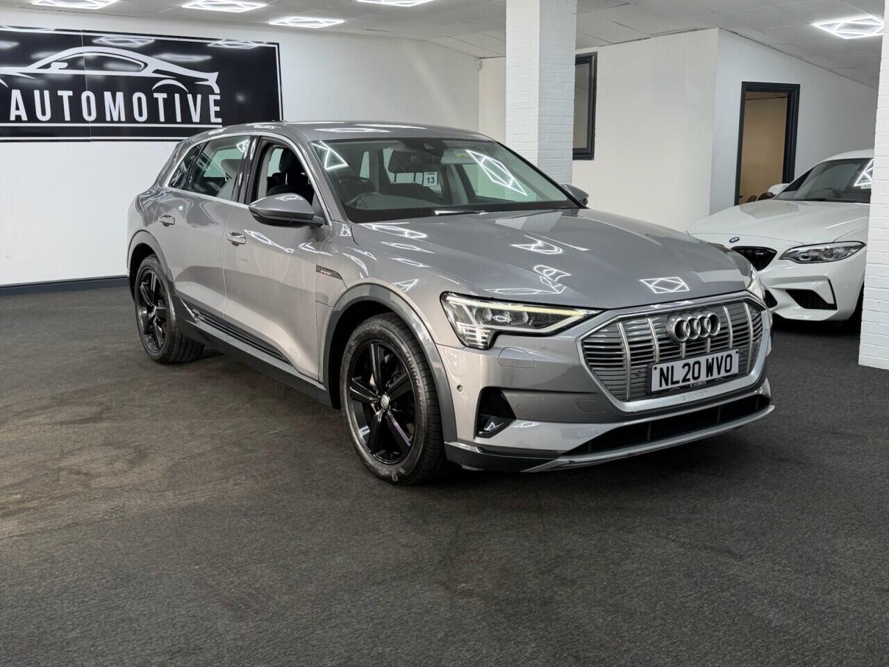 Audi E-Tron - Image 10