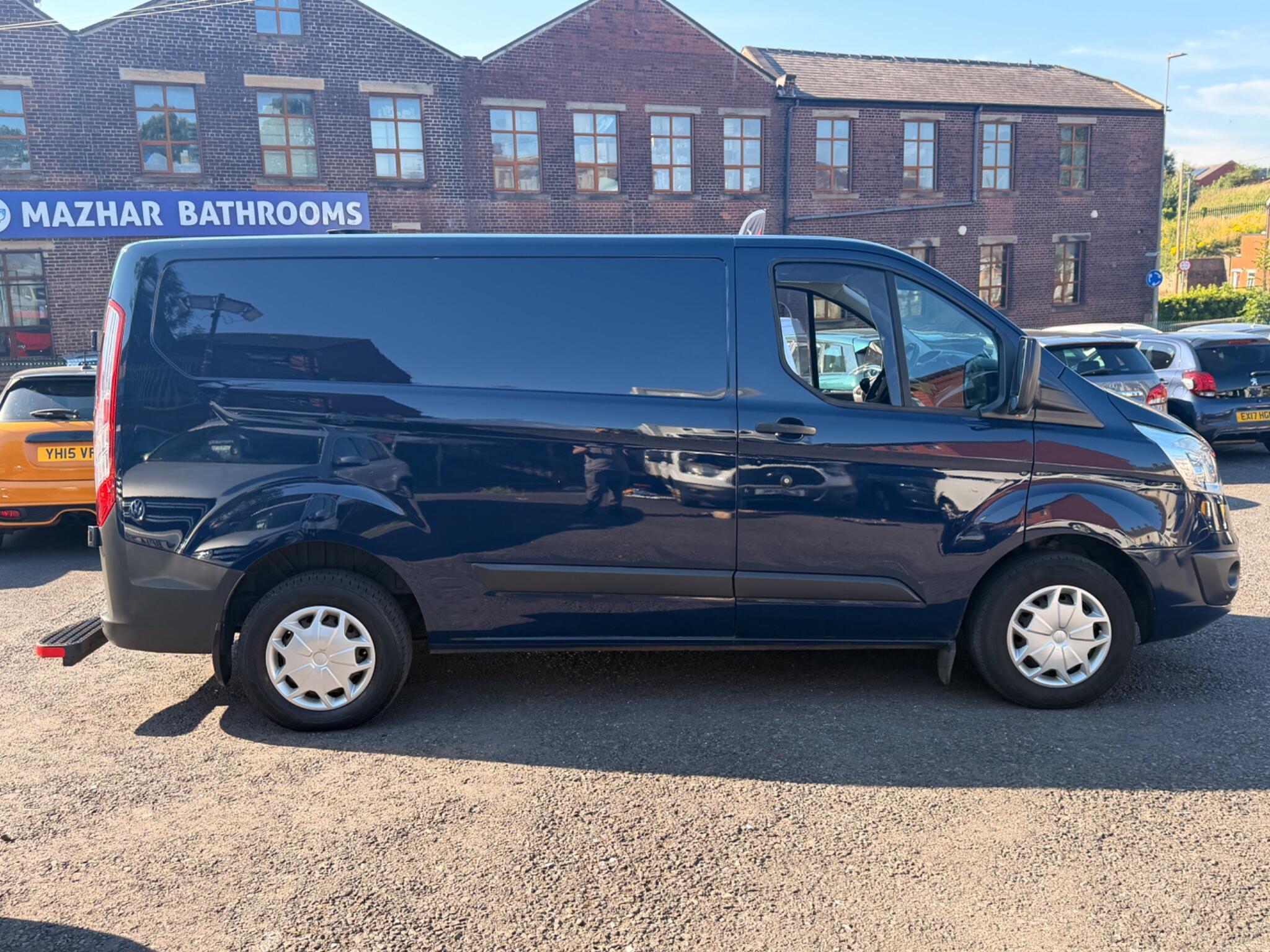 Ford Transit Custom - Image 8