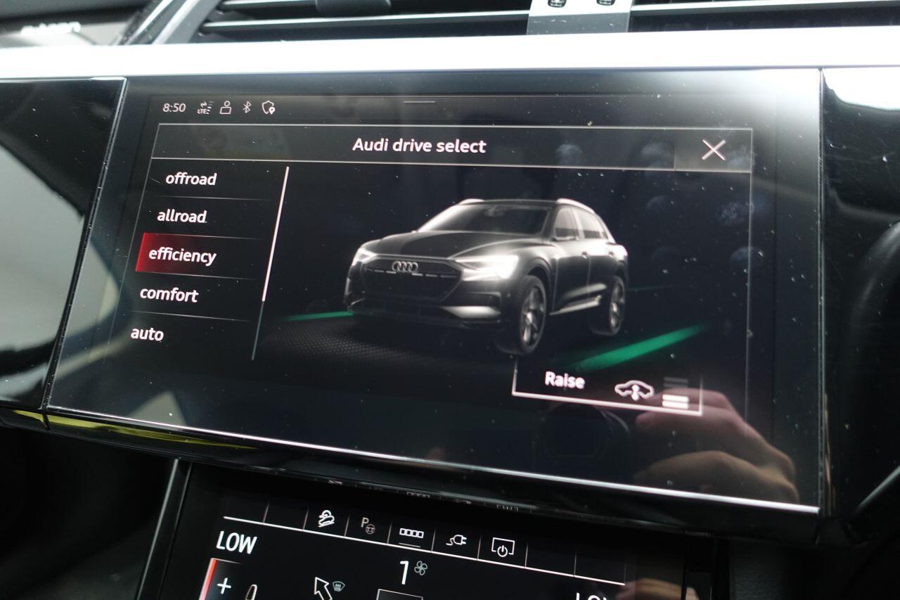 Audi E-Tron - Image 29