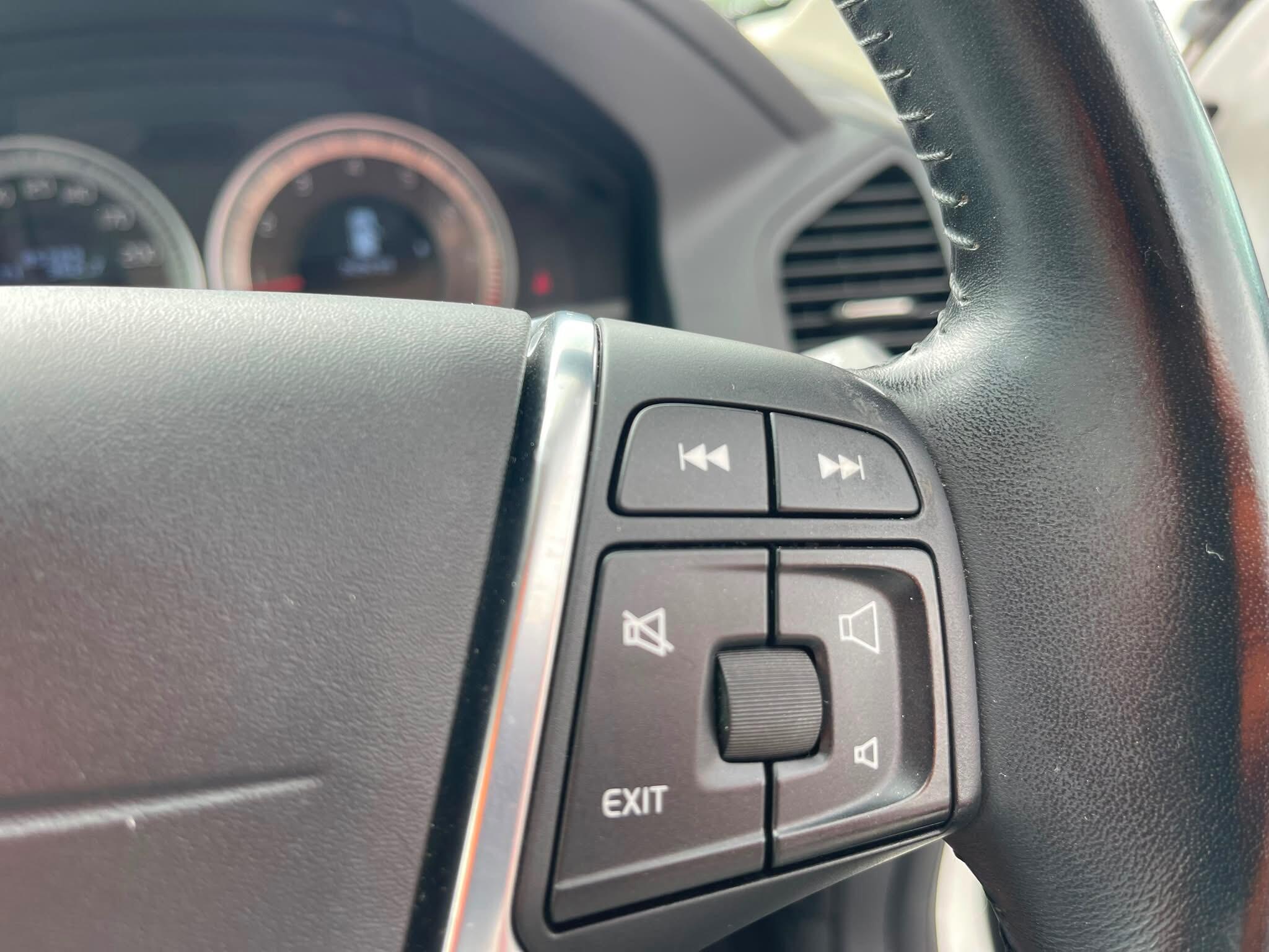Volvo XC60 - Image 20
