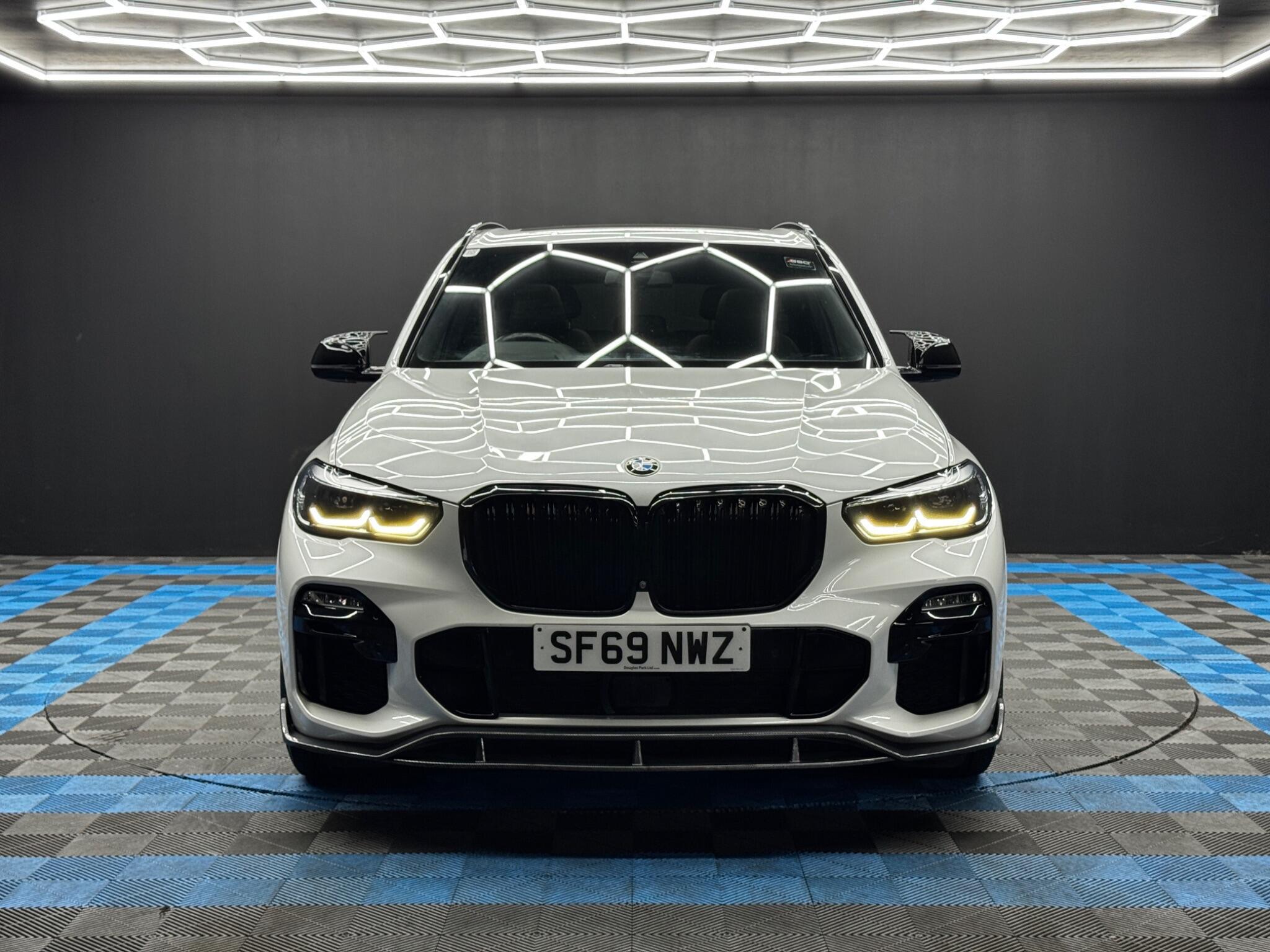 BMW X5 - Image 2
