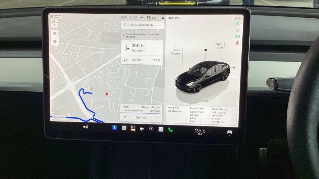 Tesla Model 3 - Image 2