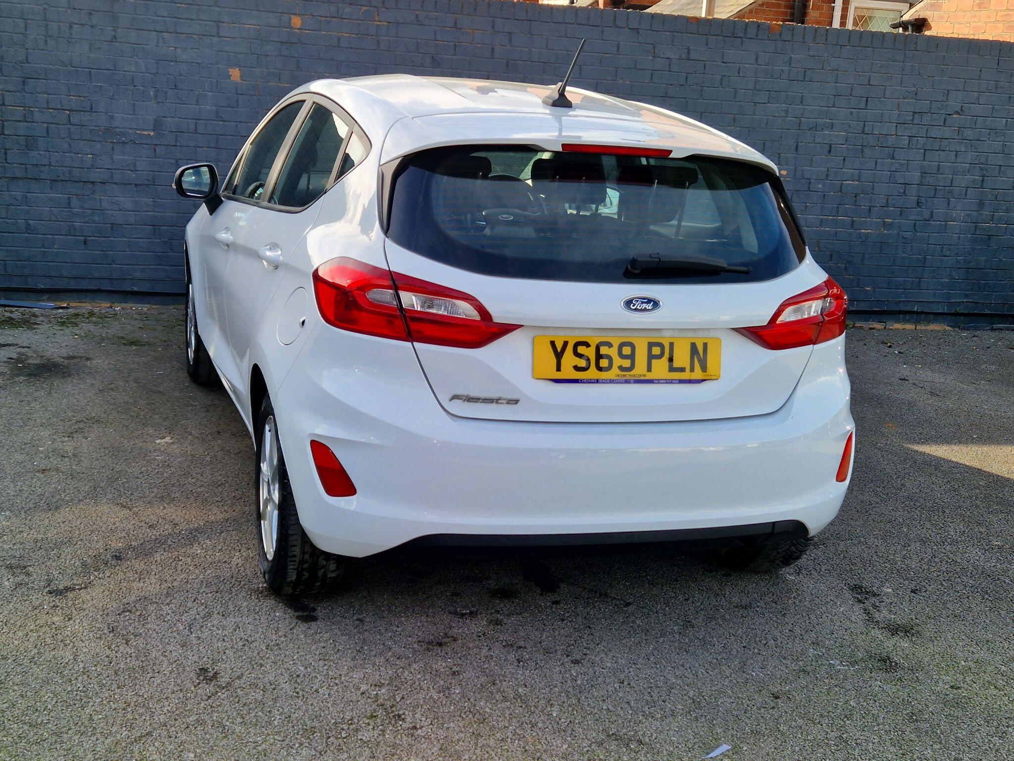 Ford Fiesta - Image 8