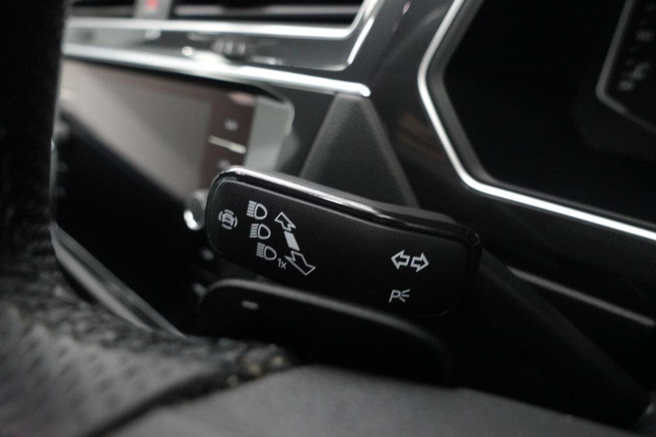 Volkswagen Tiguan - Image 20