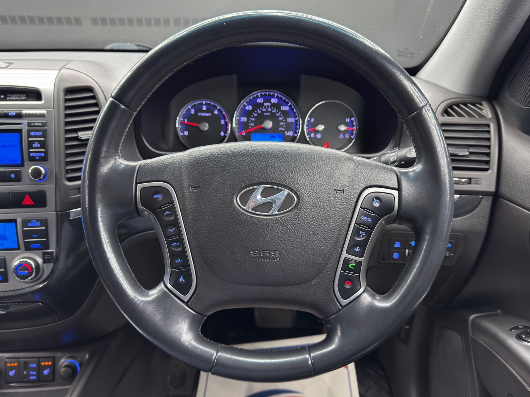 Hyundai Santa Fe - Image 19