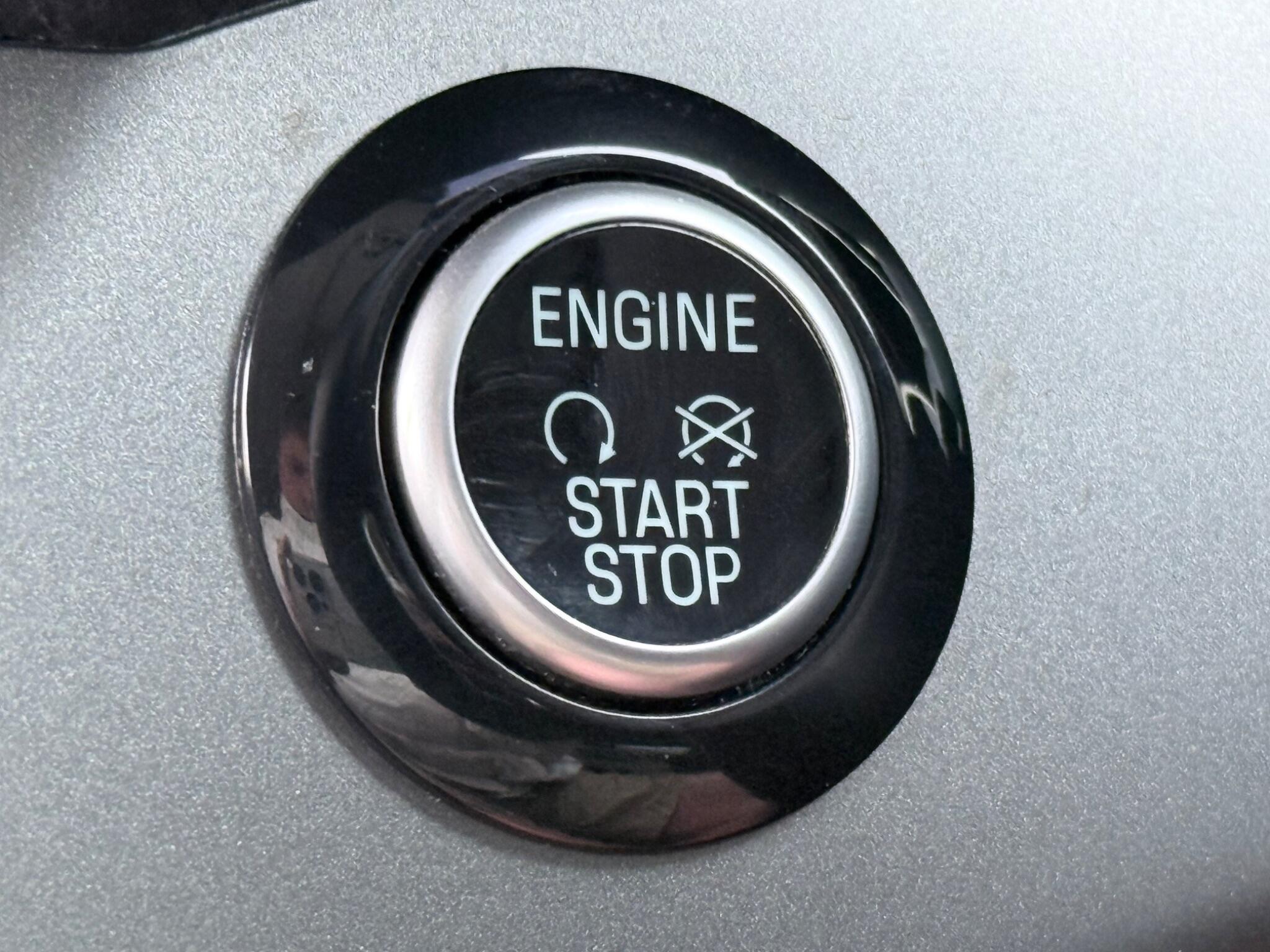 Ford Kuga - Image 48