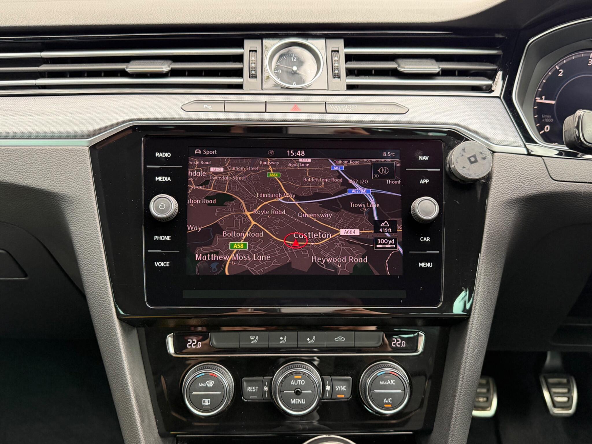 Volkswagen Passat - Image 63