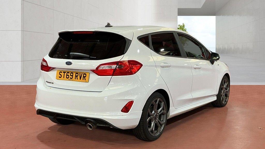 Ford Fiesta - Image 5