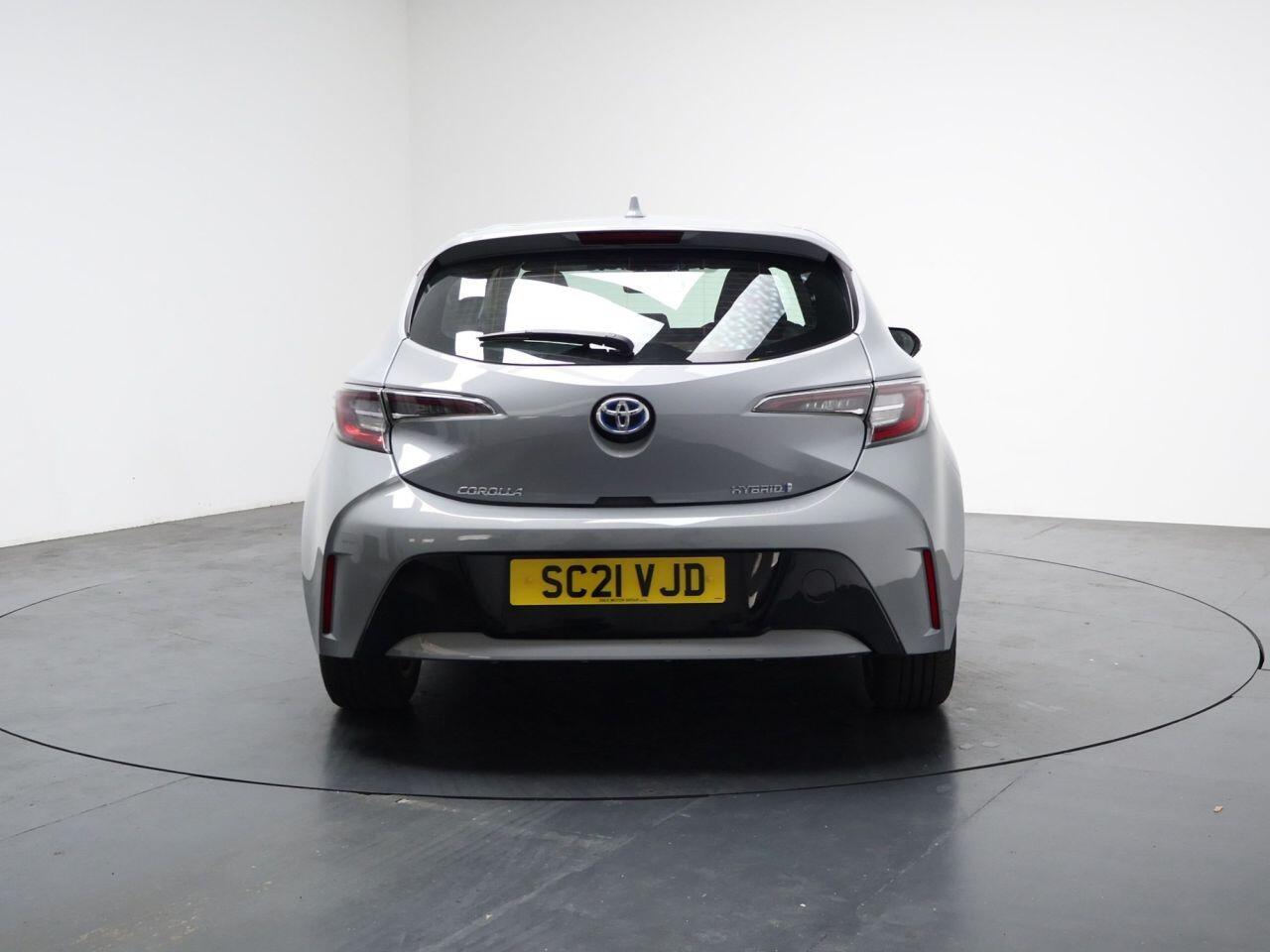Toyota Corolla - Image 11