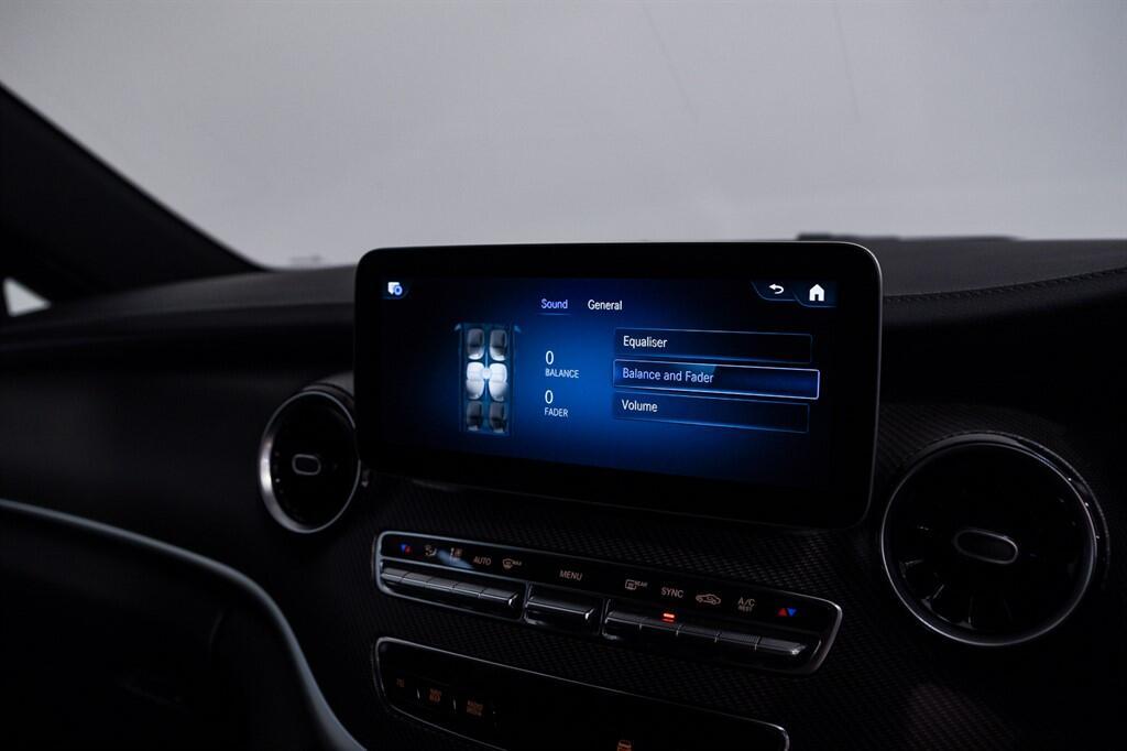 Mercedes V Class - Image 30
