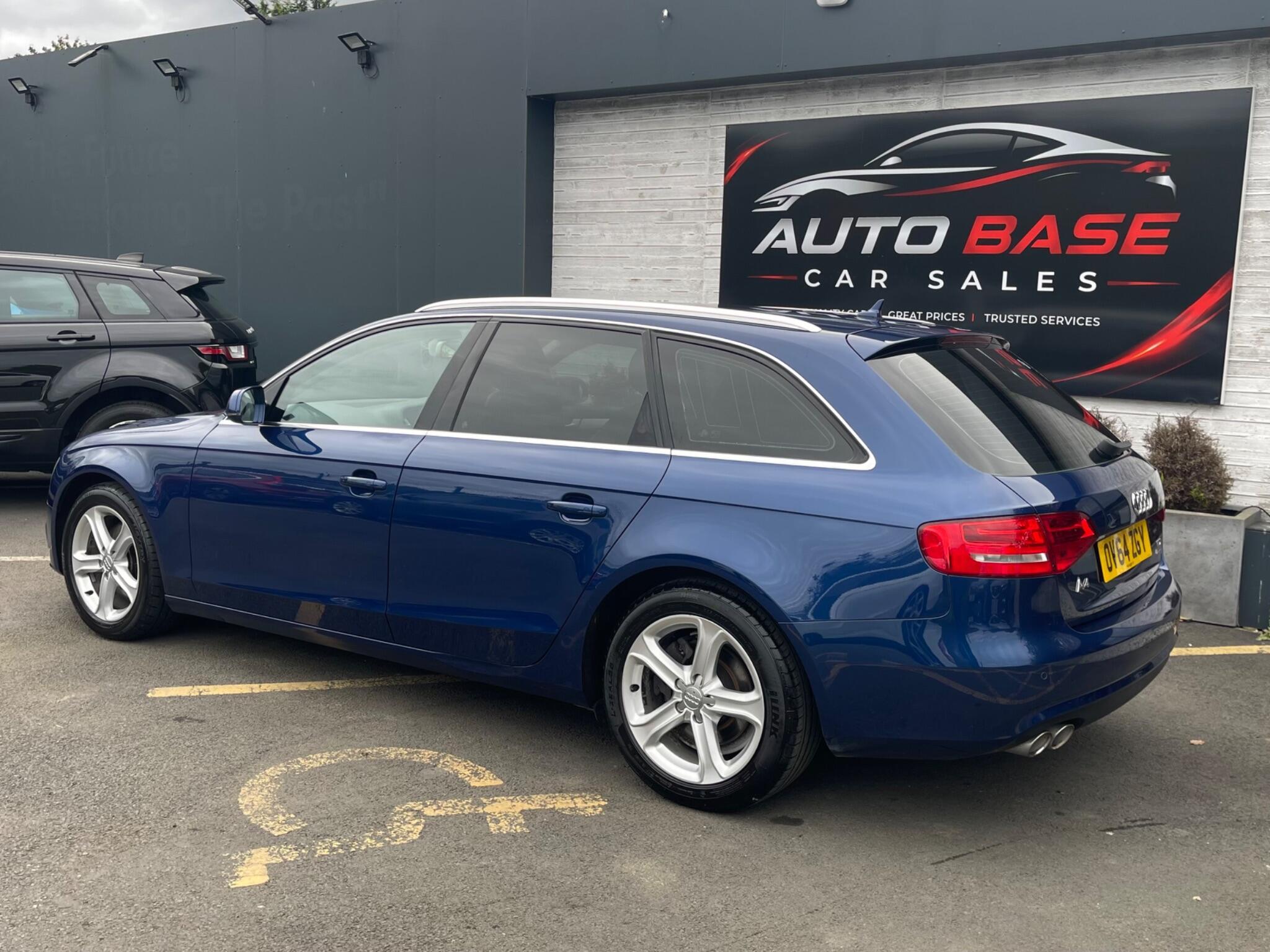 Audi A4 Avant - Image 10