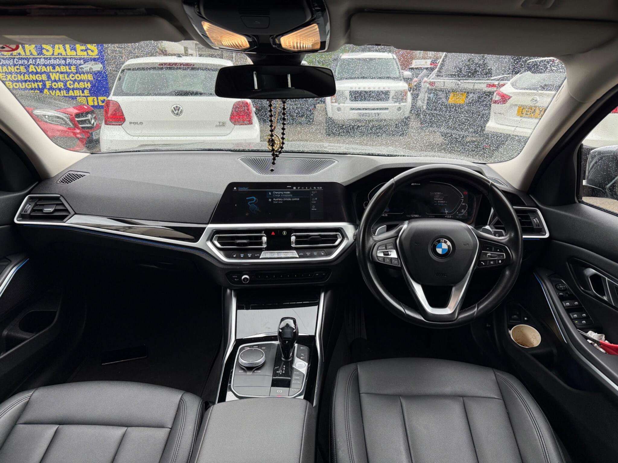 BMW 3 Series - Image 10